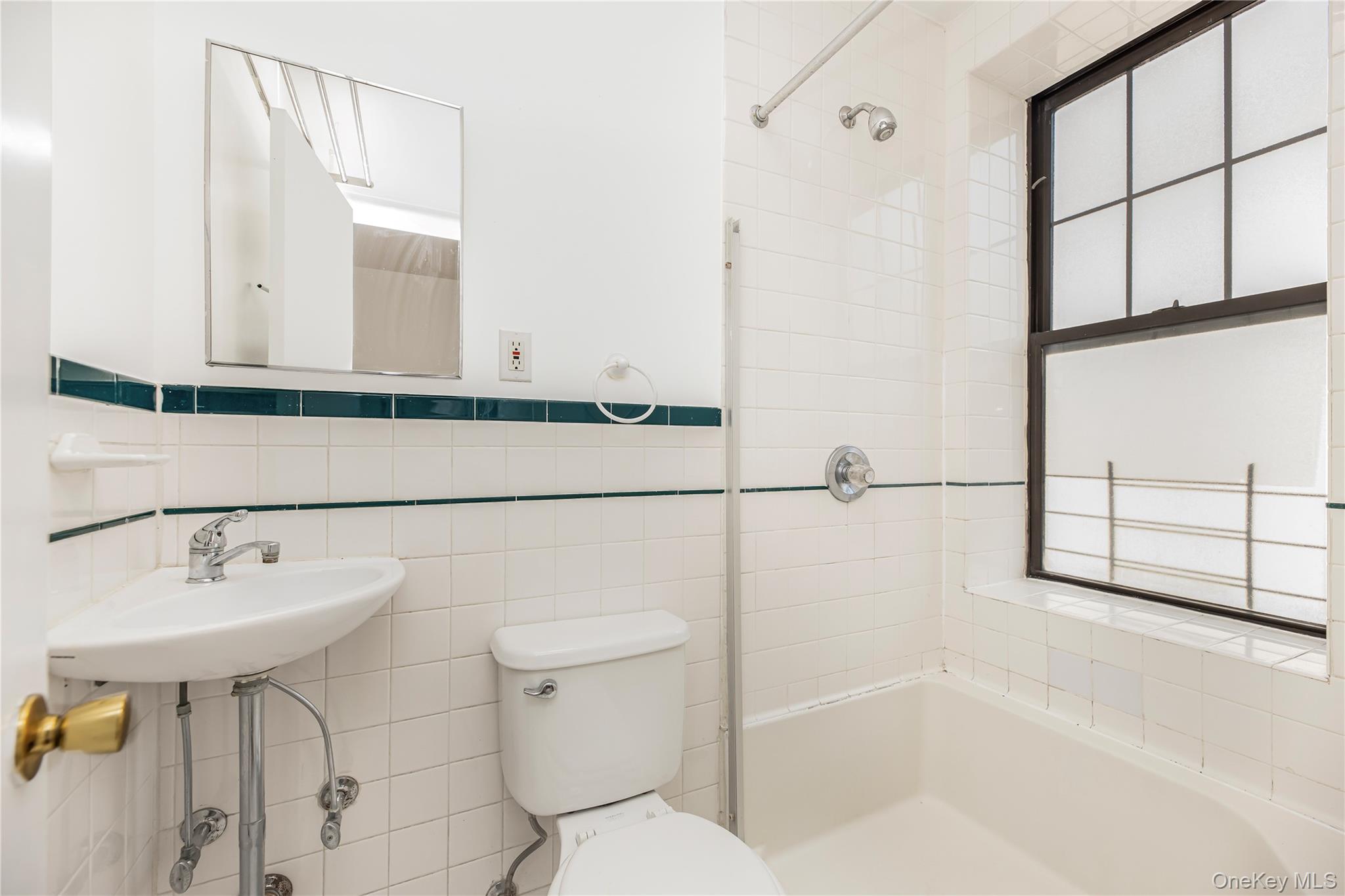 33 Convent Avenue 23 Property Photo 20