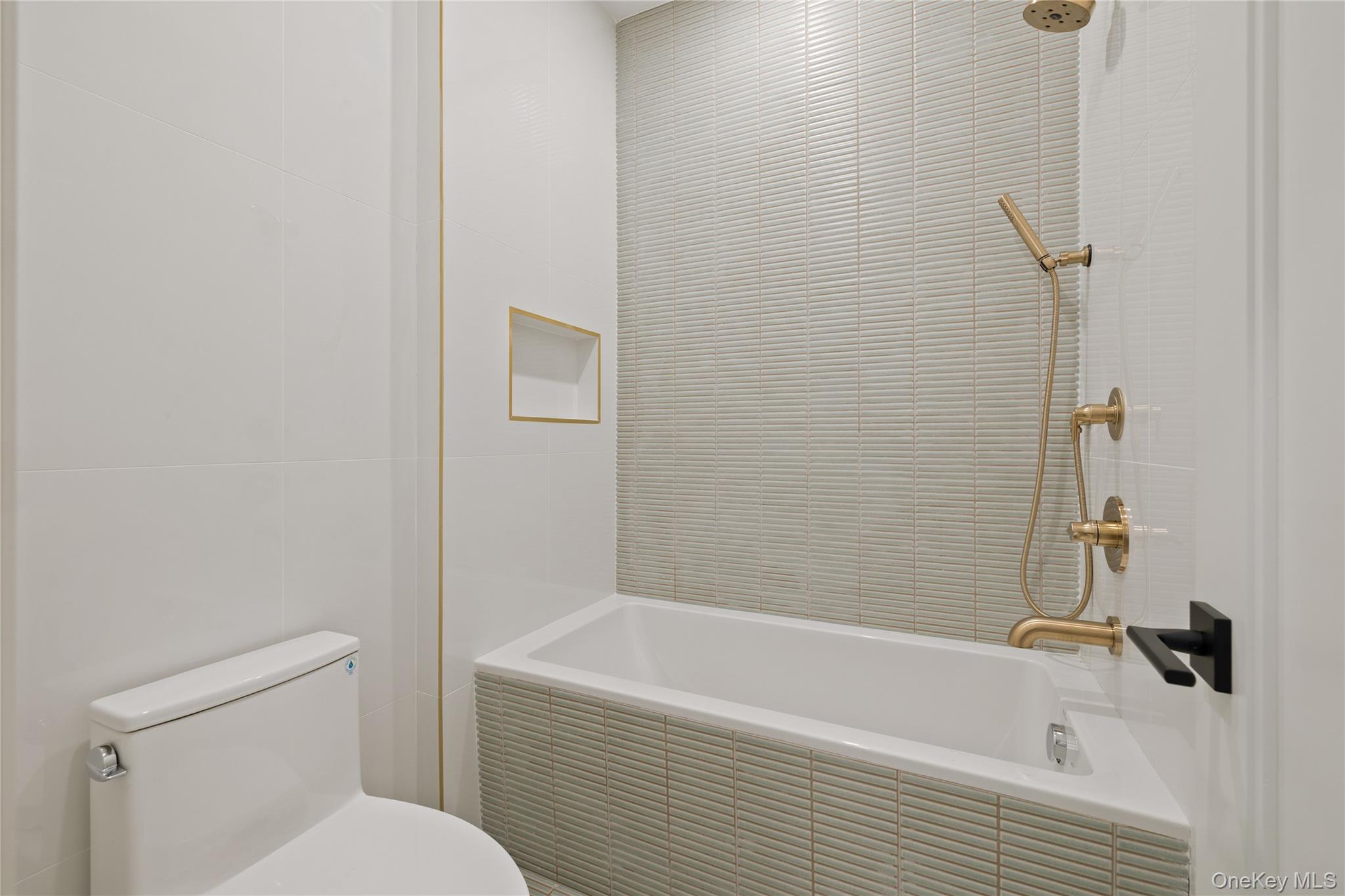 15 Ridge Avenue 204 Property Photo 25