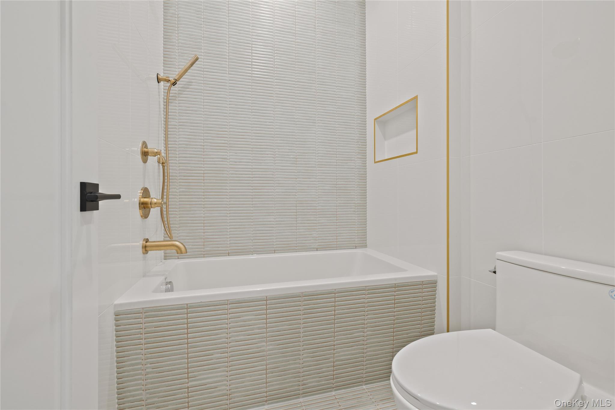 15 Ridge Avenue 204 Property Photo 38