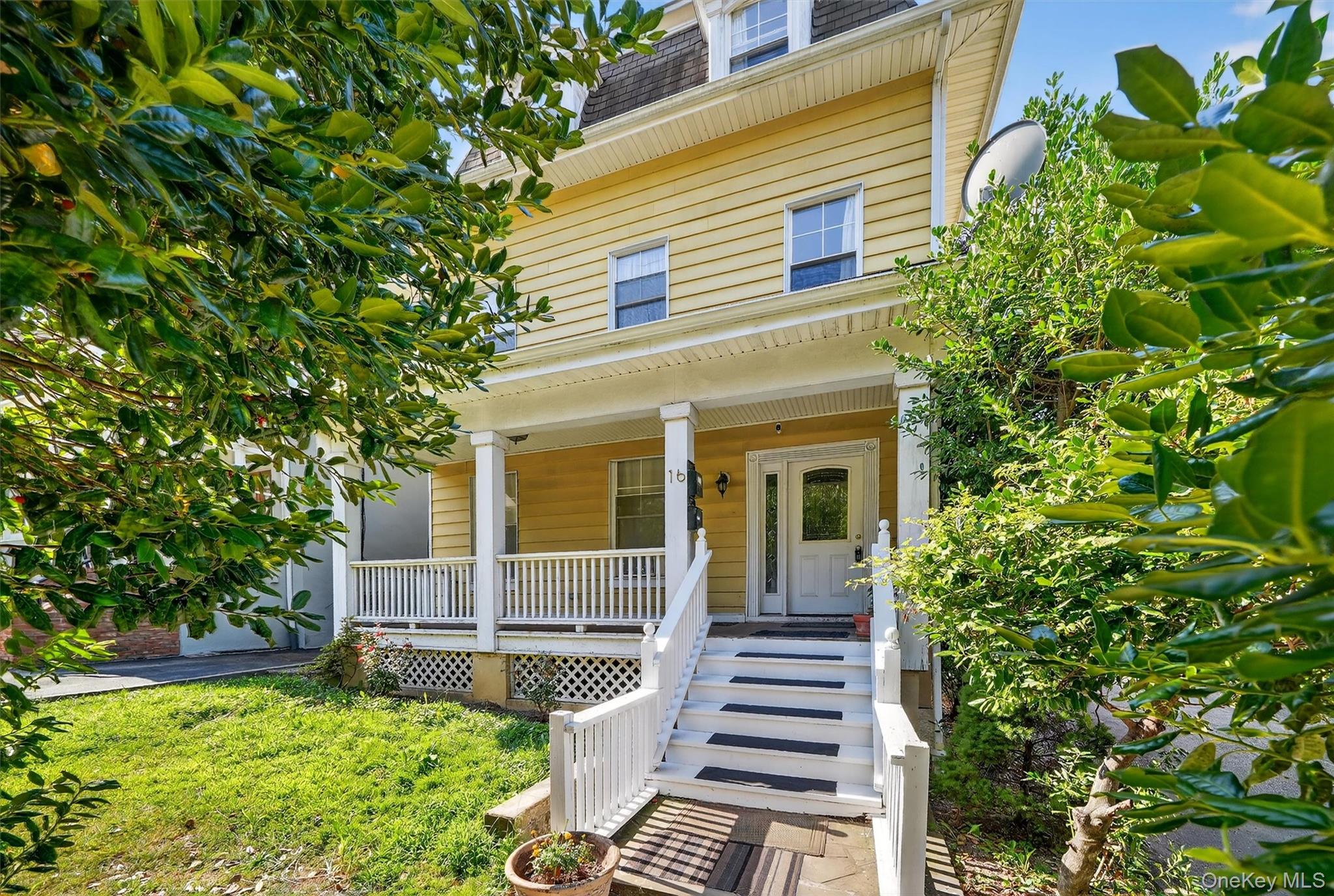 16 Maple Place Property Photo 1