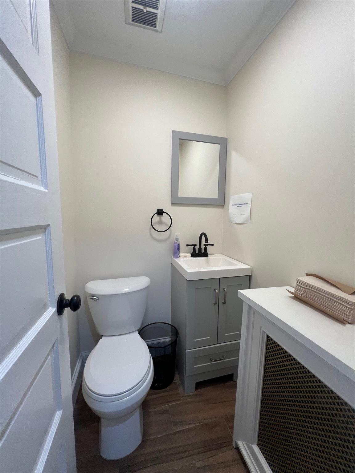 50 Forest Avenue Property Photo 5