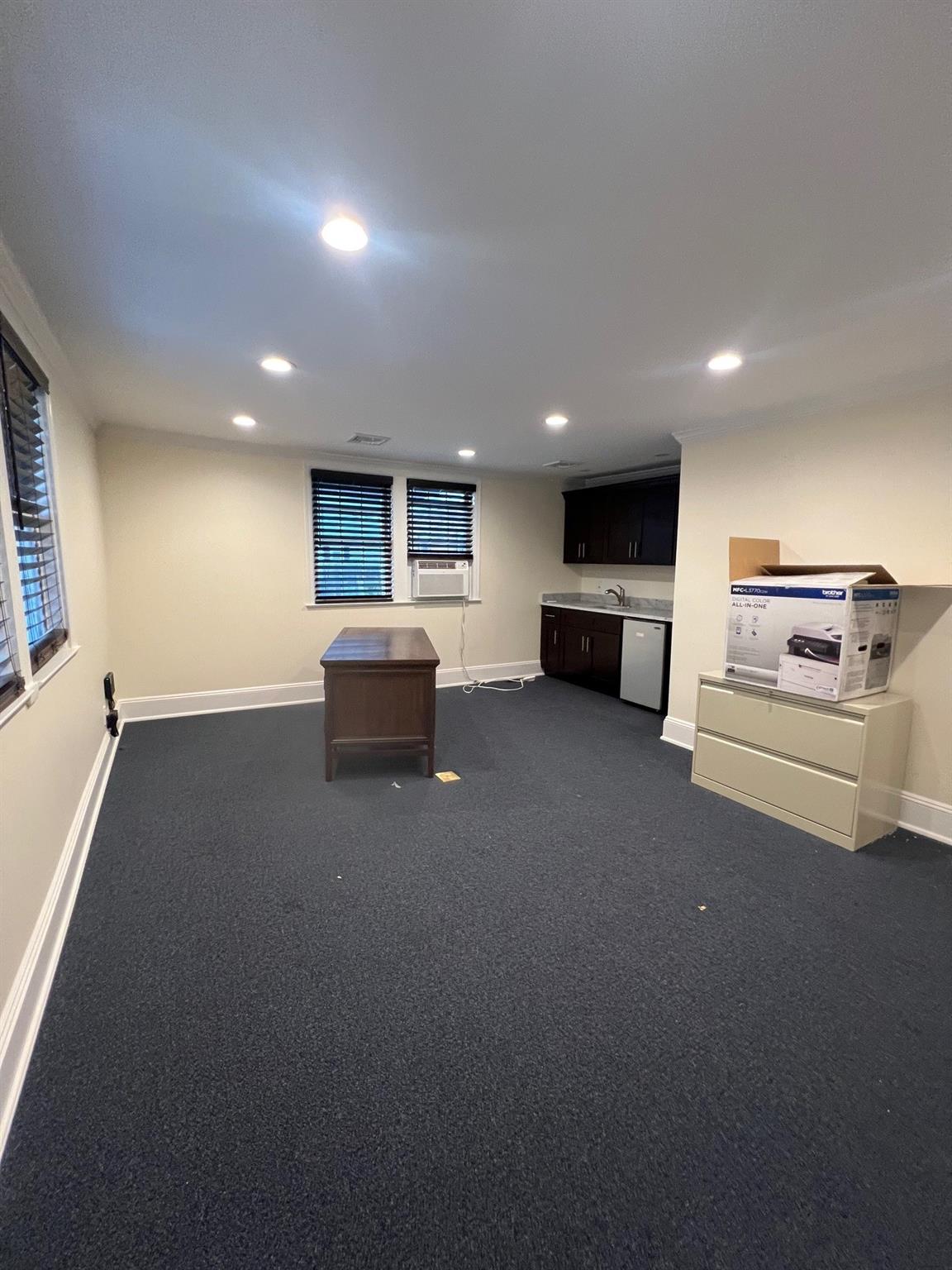 50 Forest Avenue Property Photo 14
