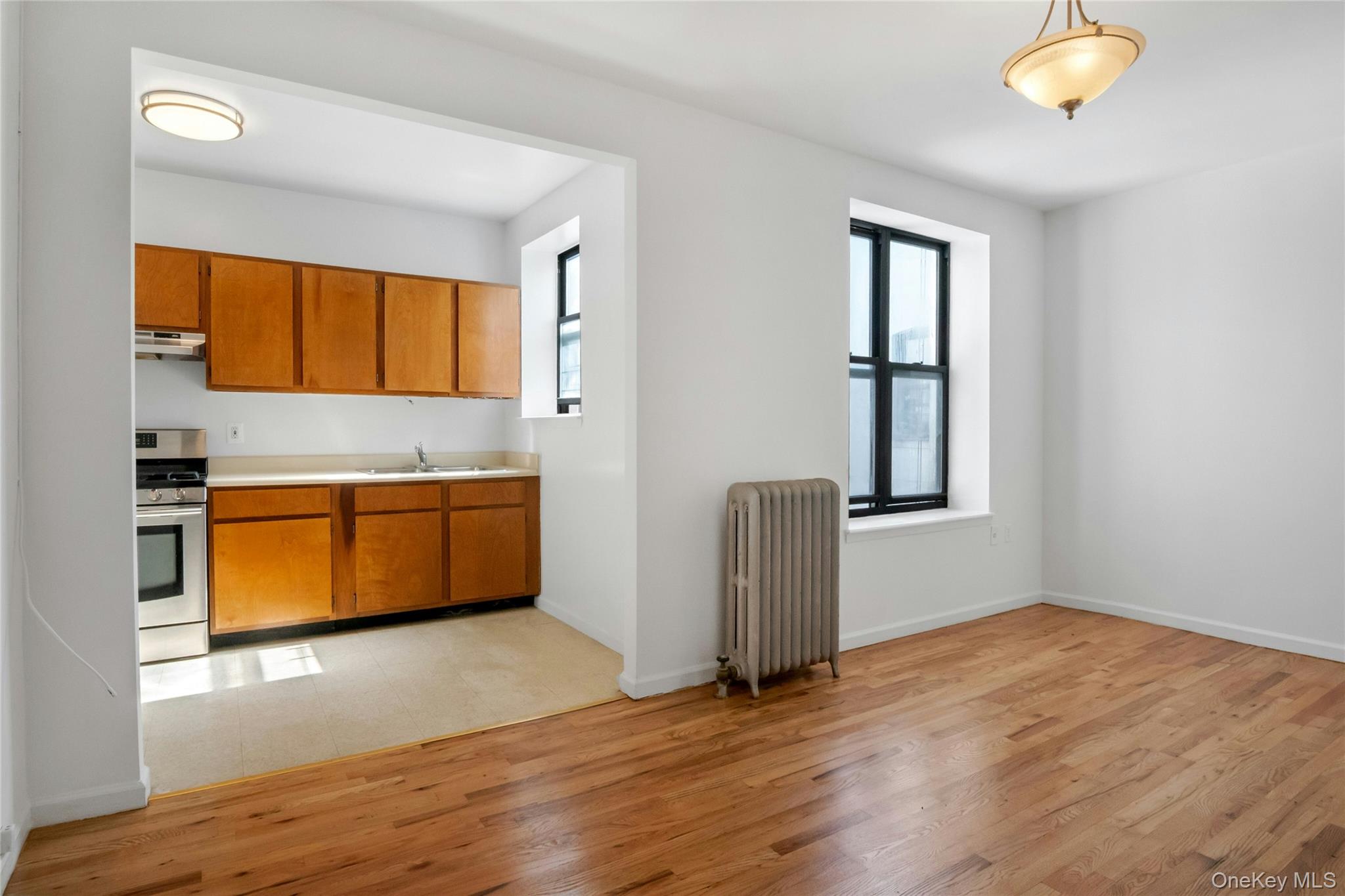 2400 Davidson Avenue B23 Property Photo 2