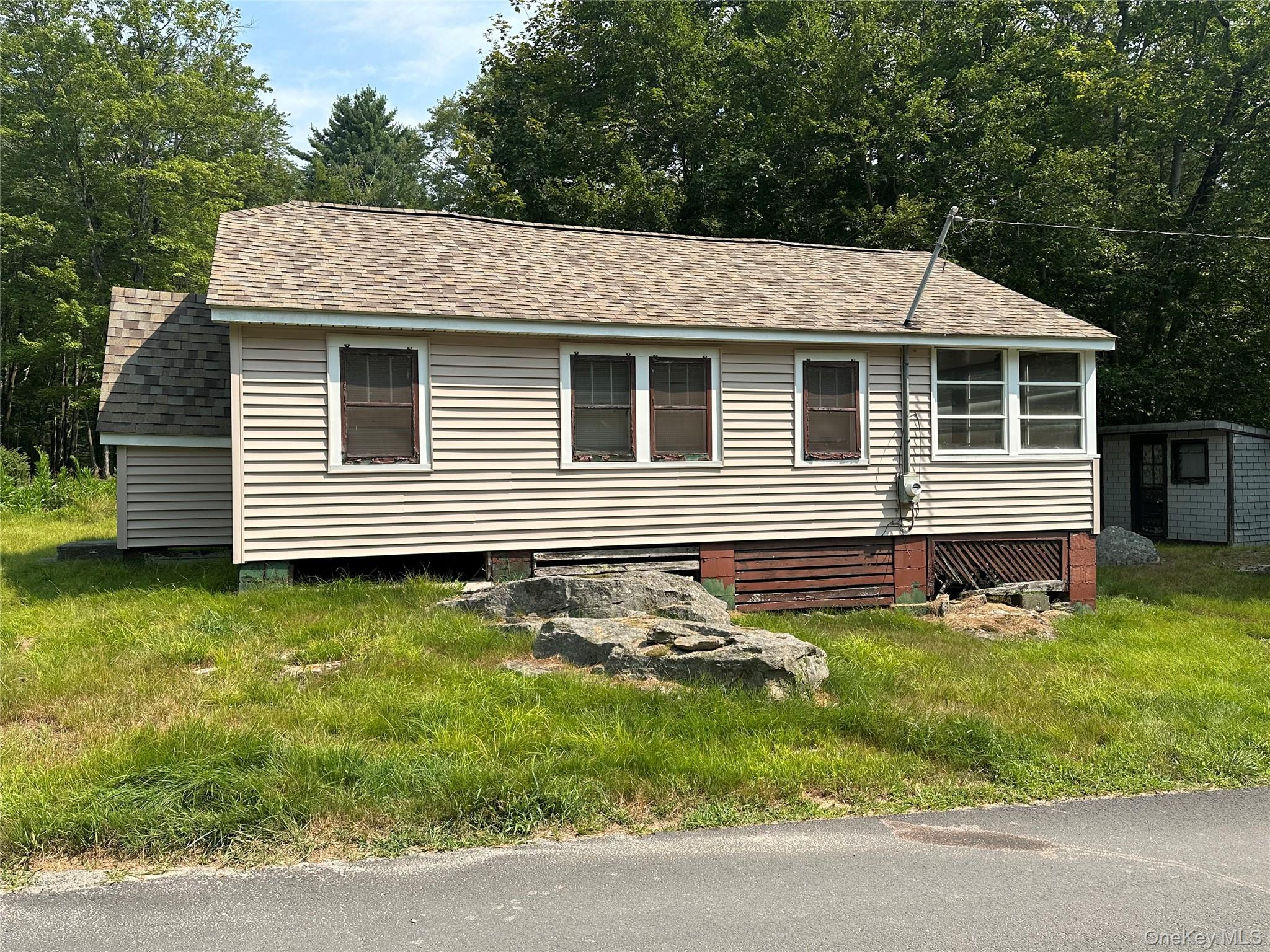 13 E Pierce Avenue Property Photo 5