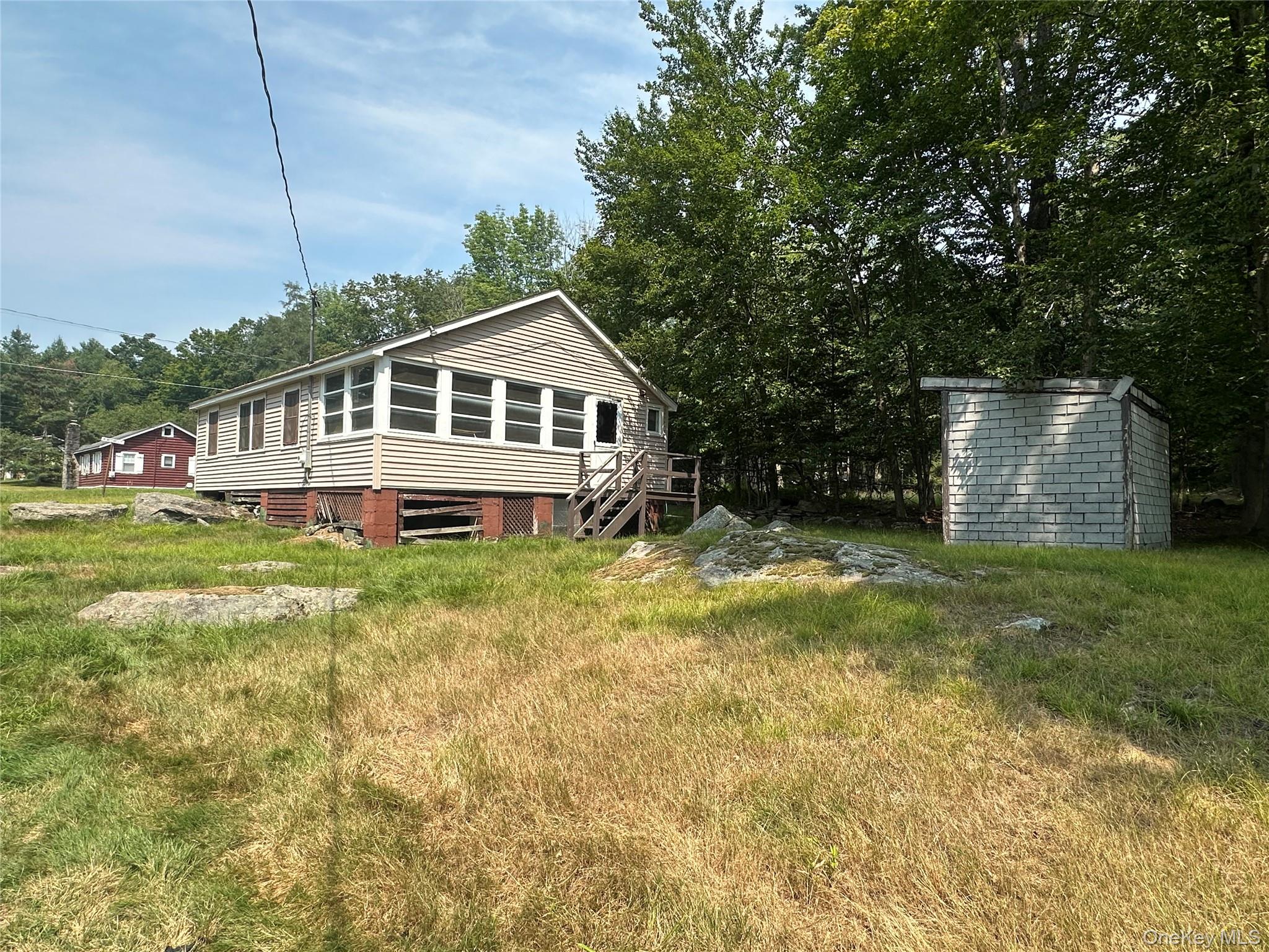 13 E Pierce Avenue Property Photo 9