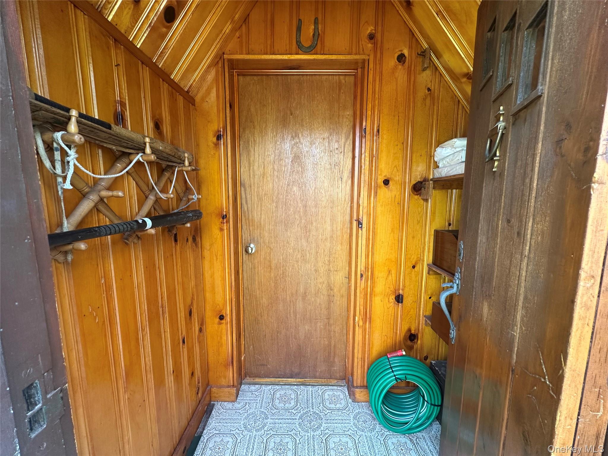 13 E Pierce Avenue Property Photo 12