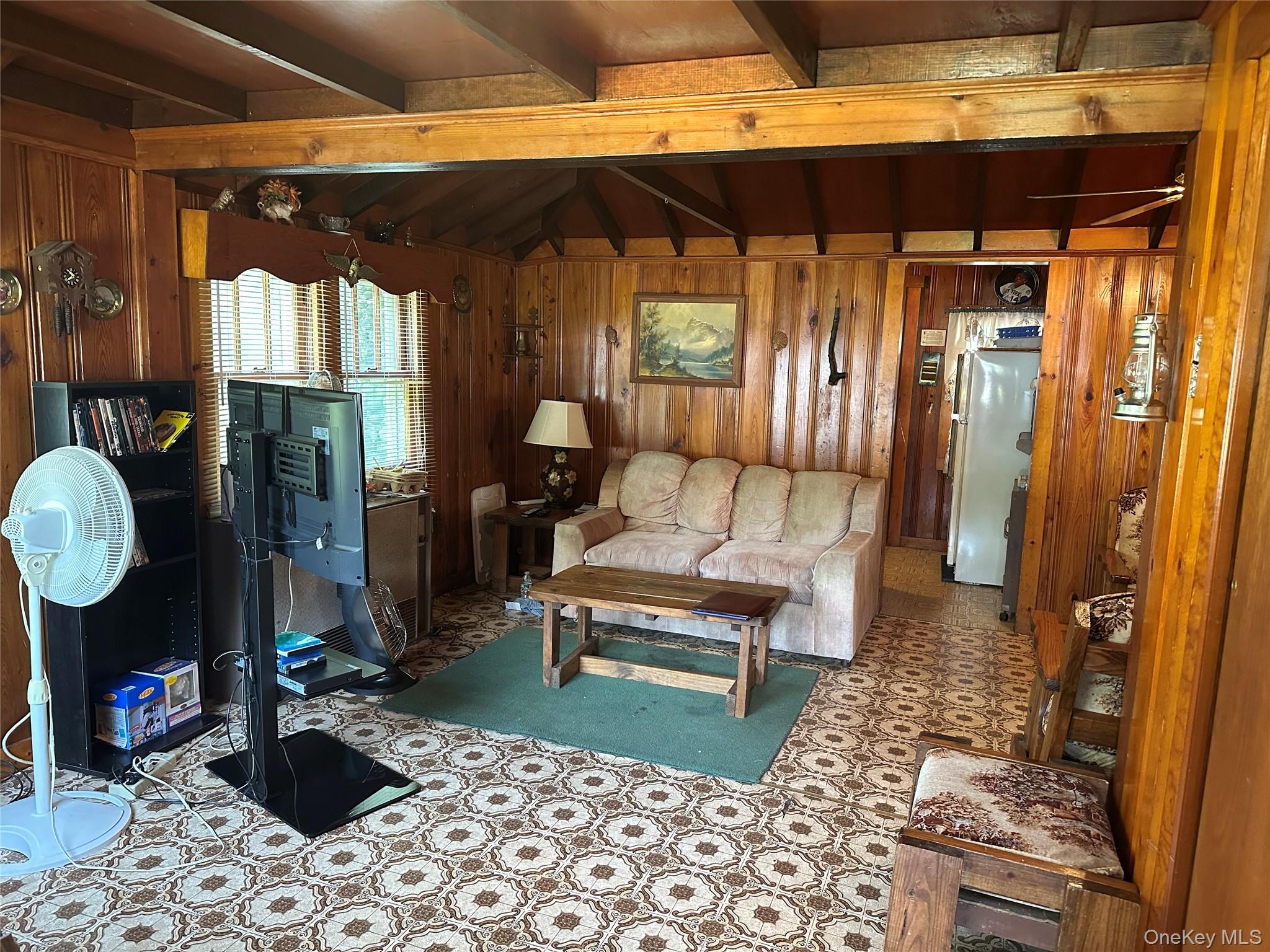13 E Pierce Avenue Property Photo 13