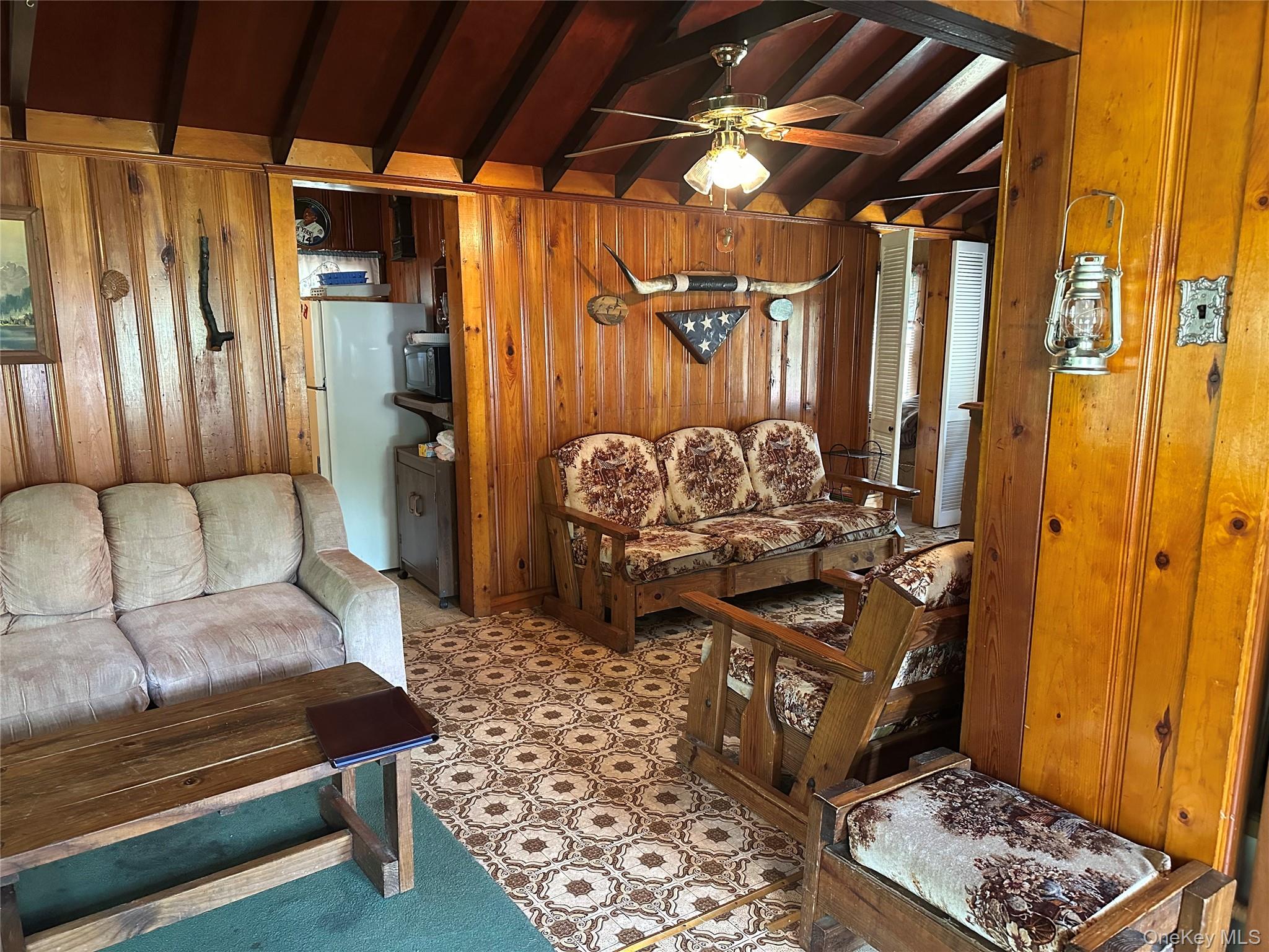 13 E Pierce Avenue Property Photo 15