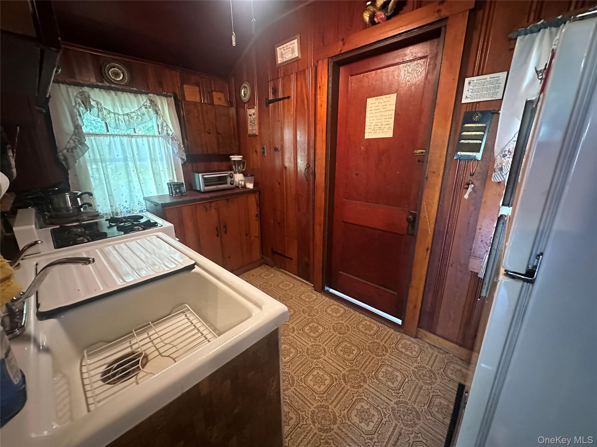 13 E Pierce Avenue Property Photo 19