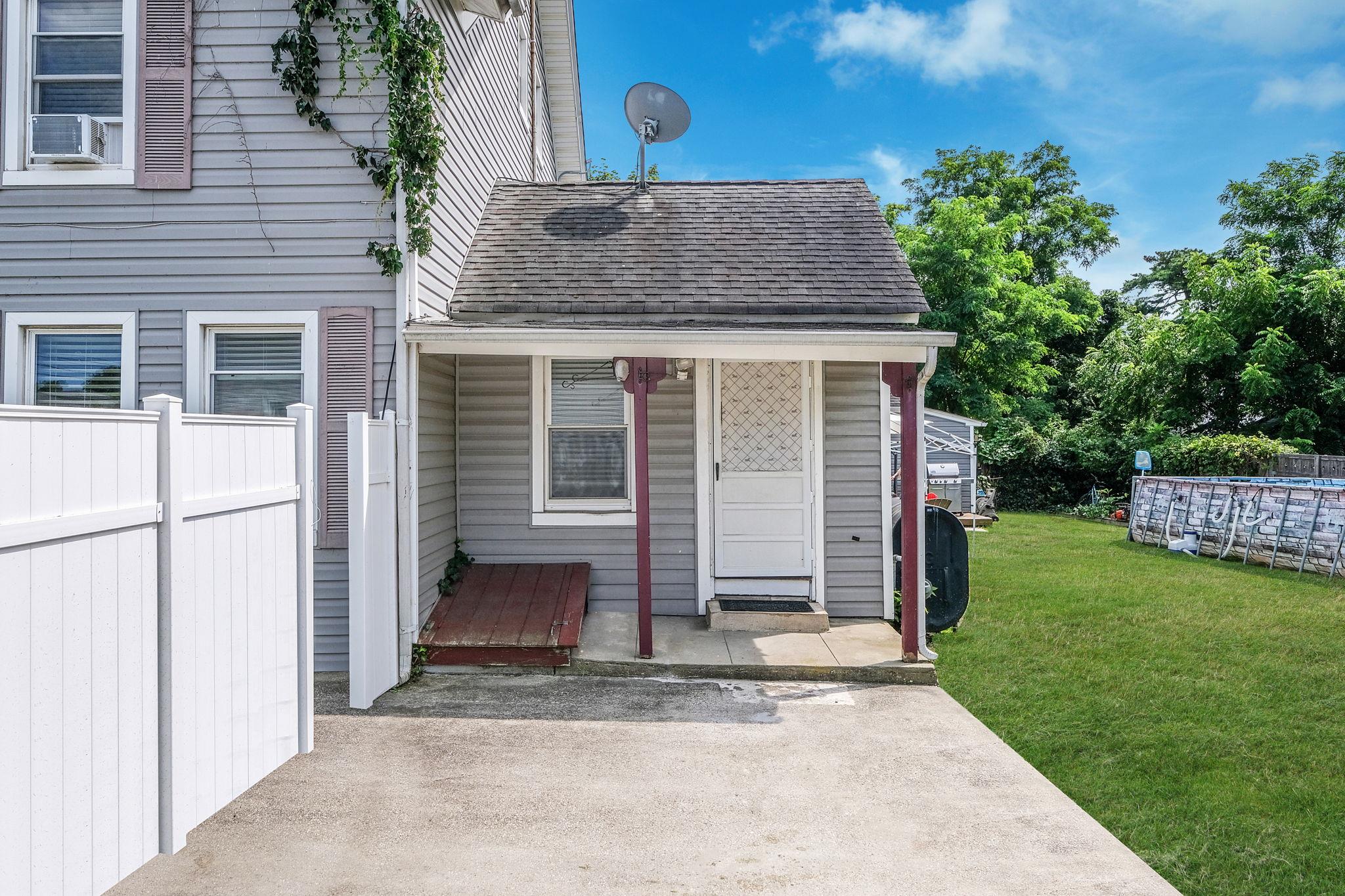 46 Lincoln Avenue Property Photo 10