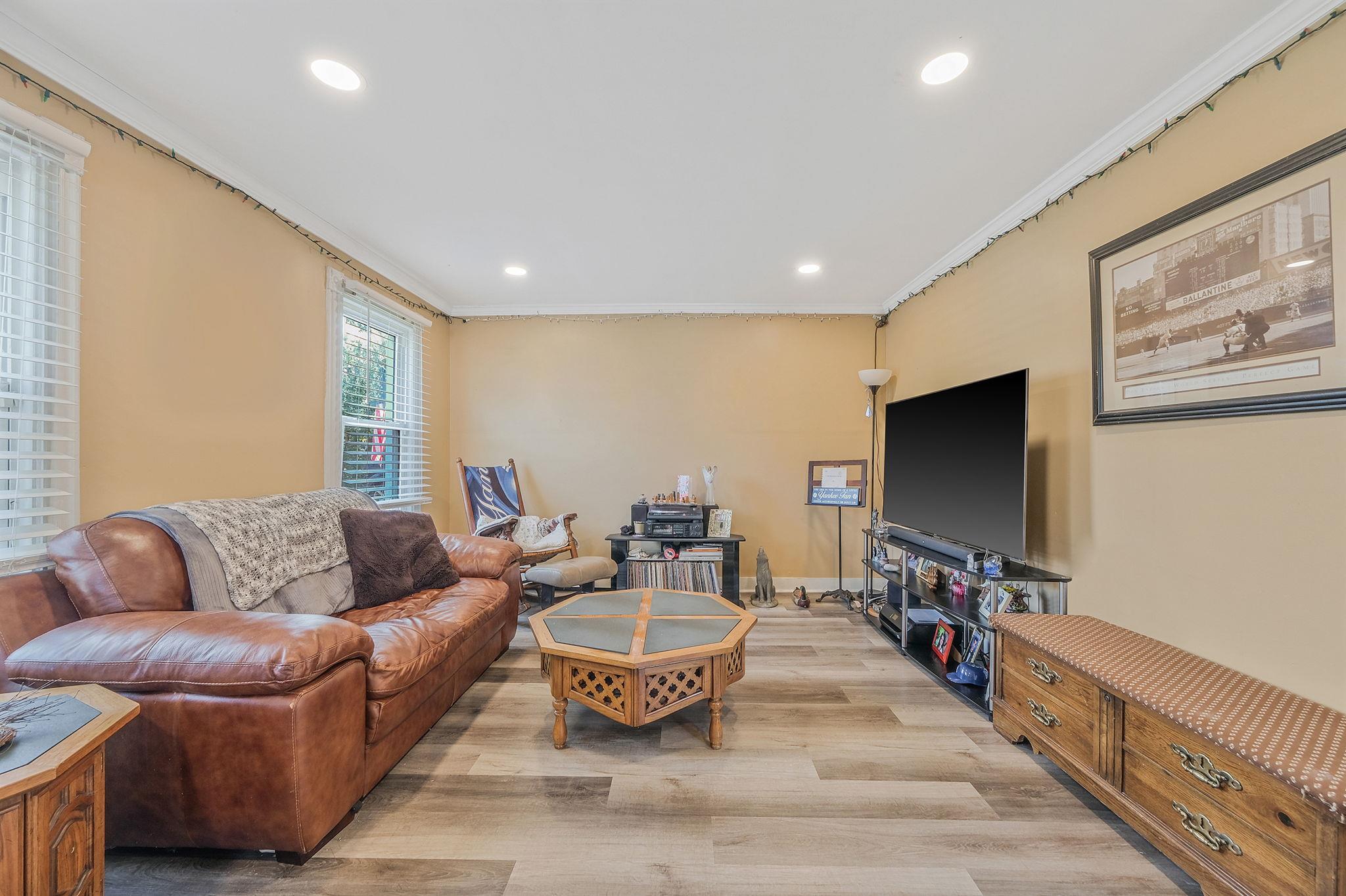 46 Lincoln Avenue Property Photo 13