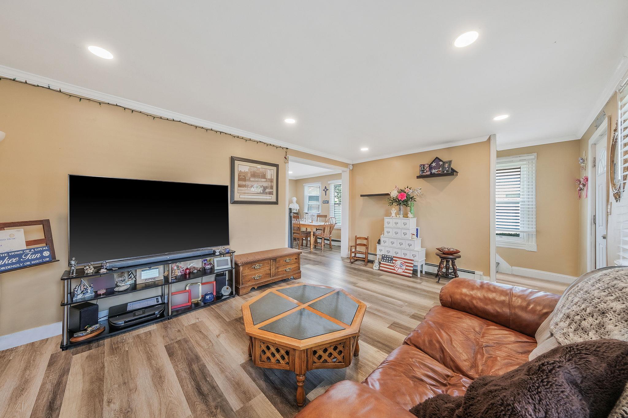 46 Lincoln Avenue Property Photo 15