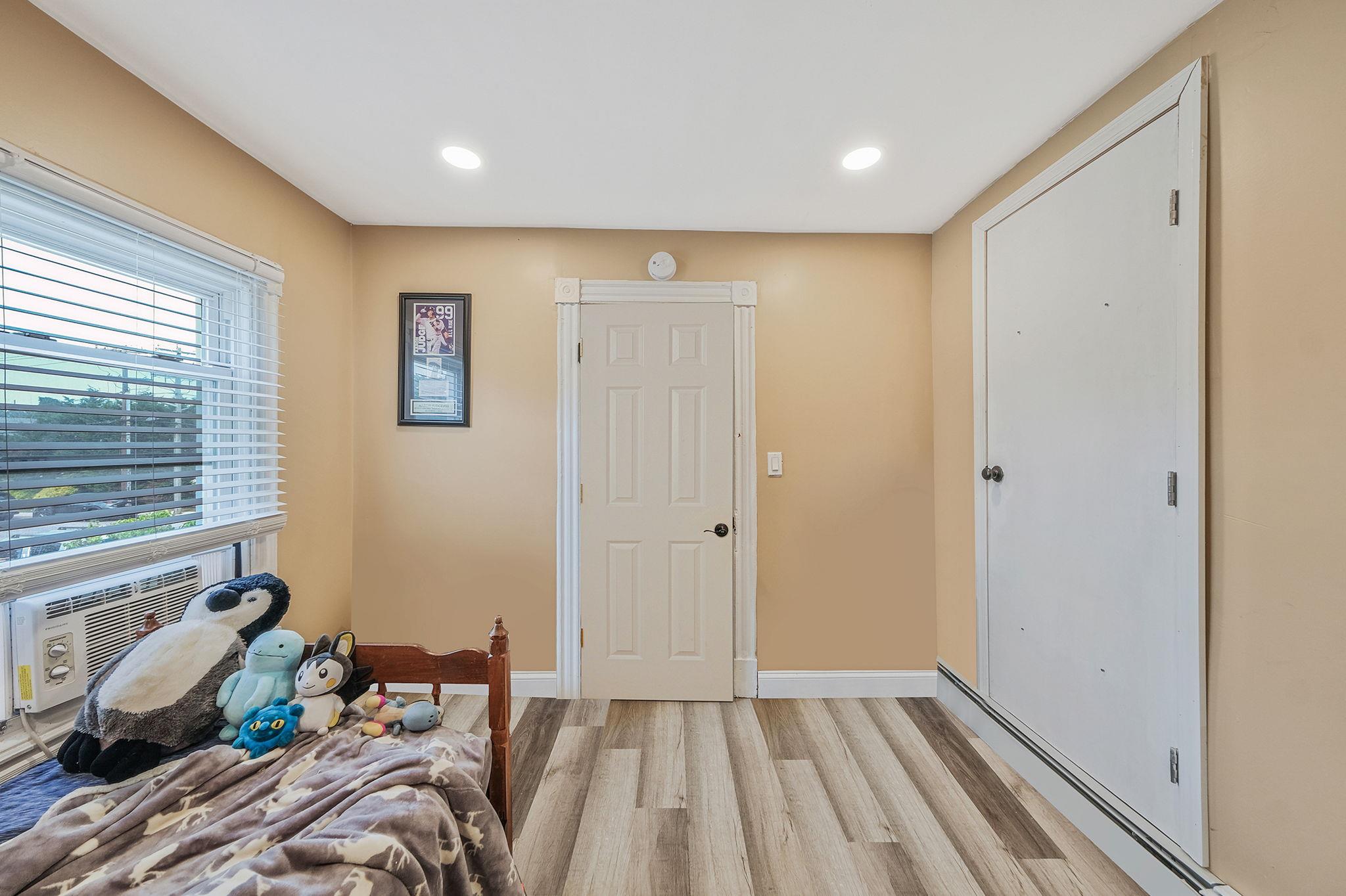 46 Lincoln Avenue Property Photo 21