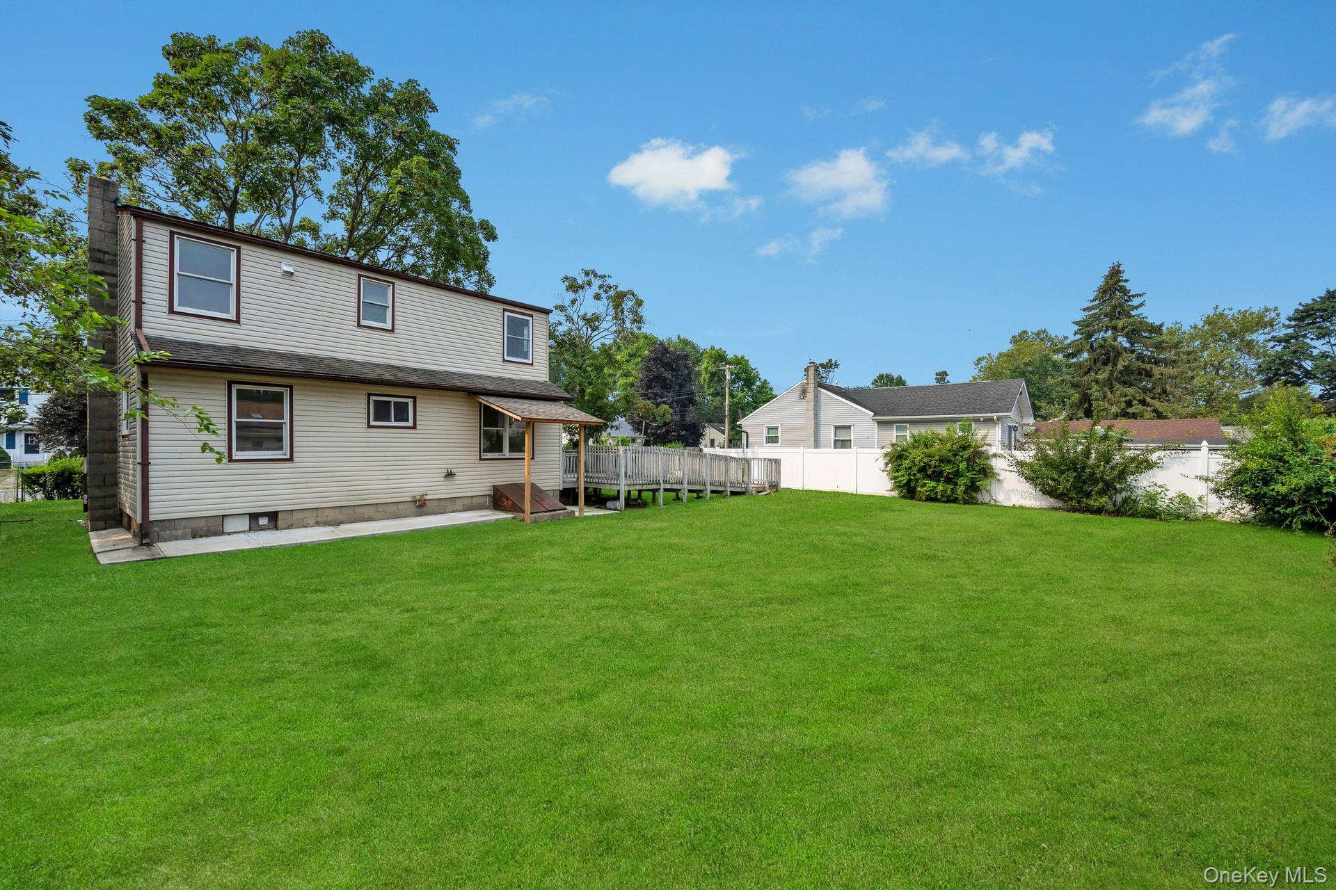 10 Saint Andrews Drive Property Photo 14