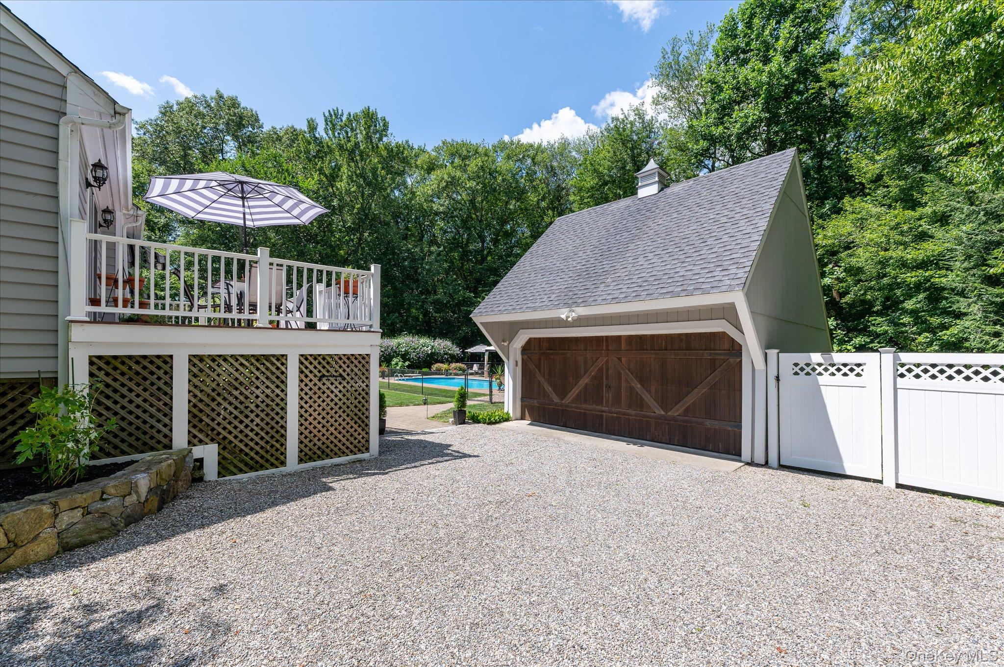 19 Young Road Property Photo 29