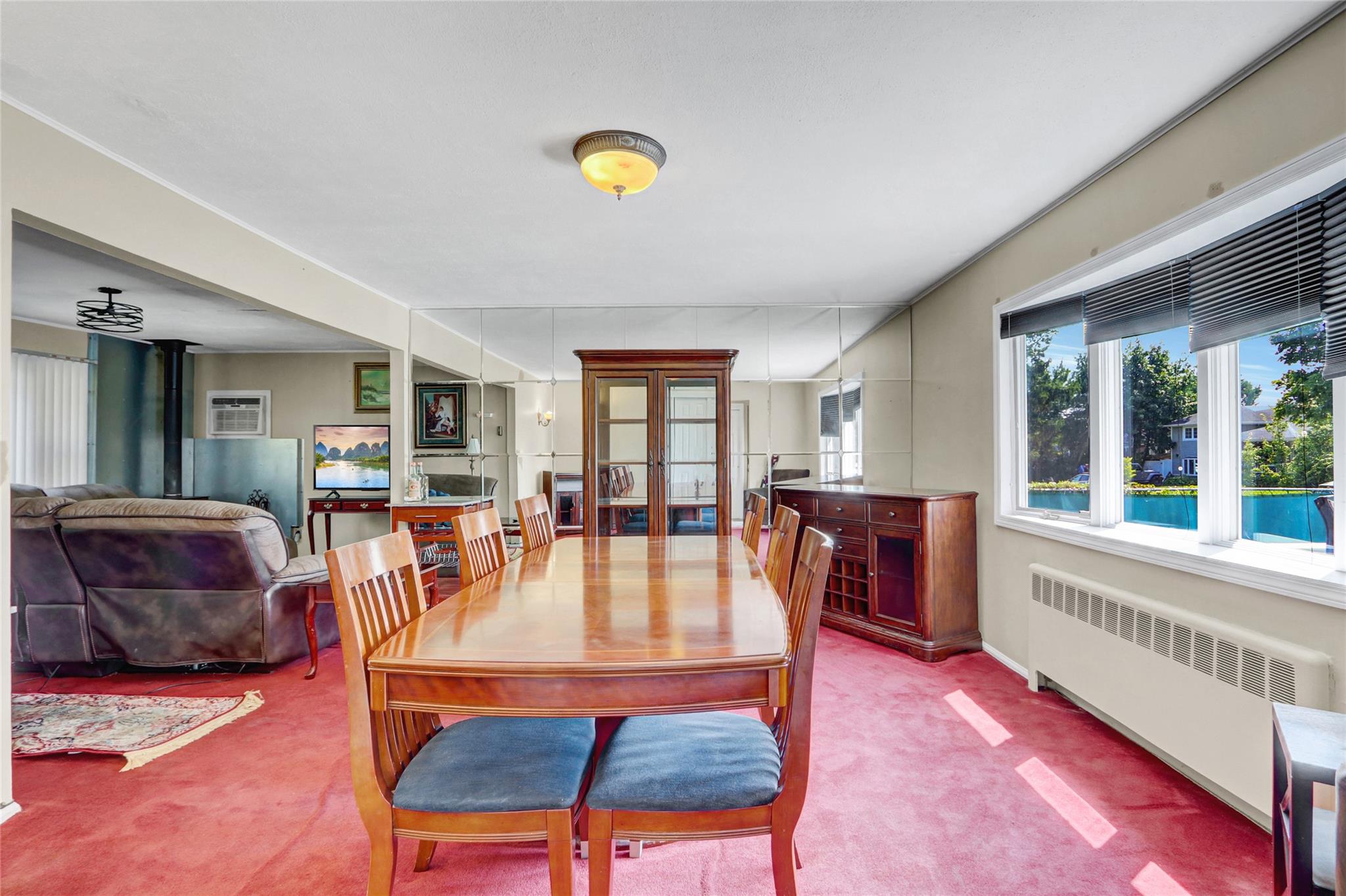 57 Elizabeth Drive Property Photo 4