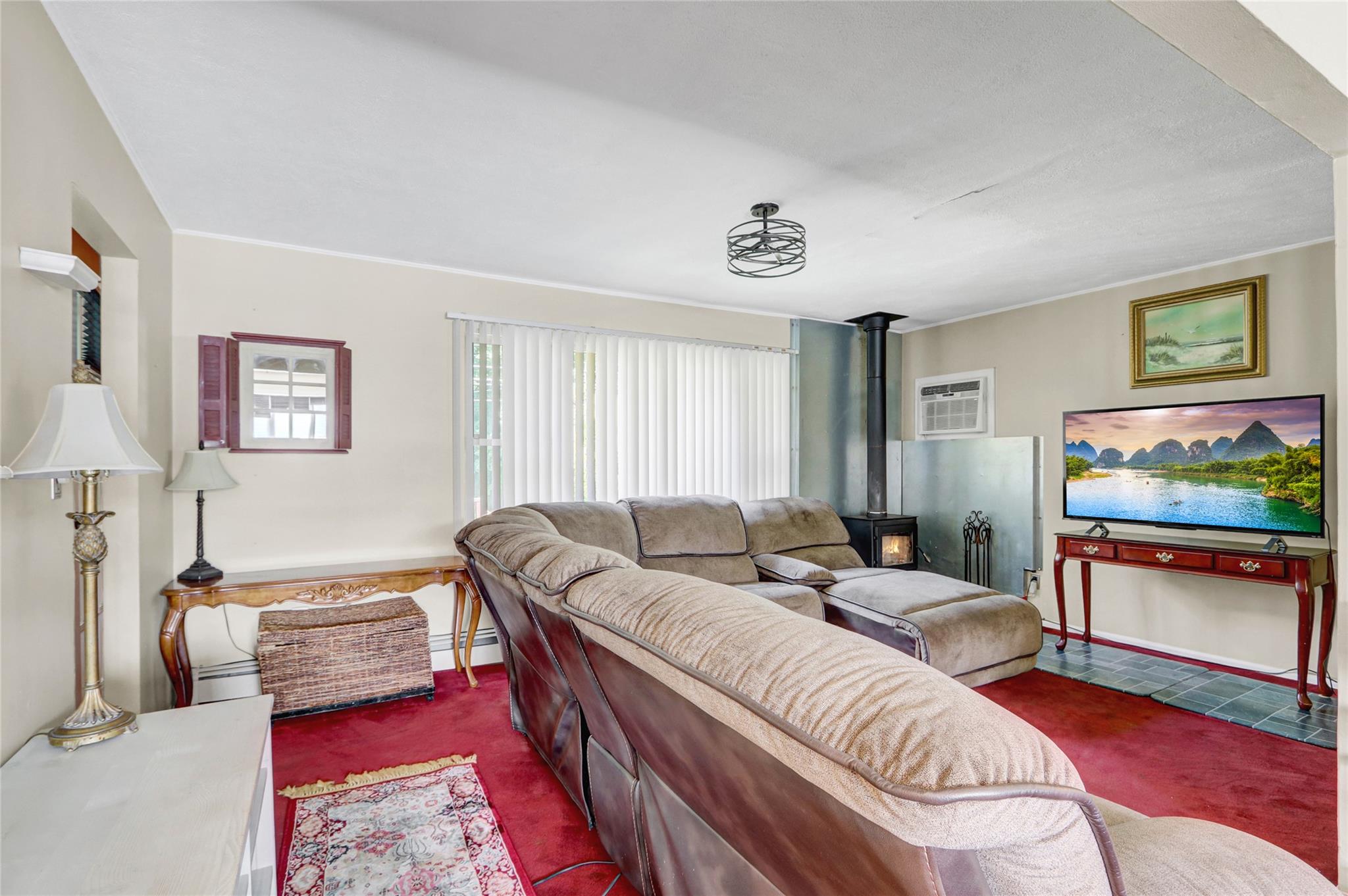 57 Elizabeth Drive Property Photo 6