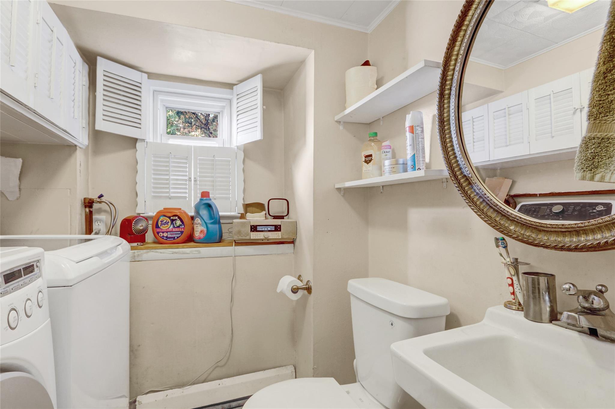 57 Elizabeth Drive Property Photo 11