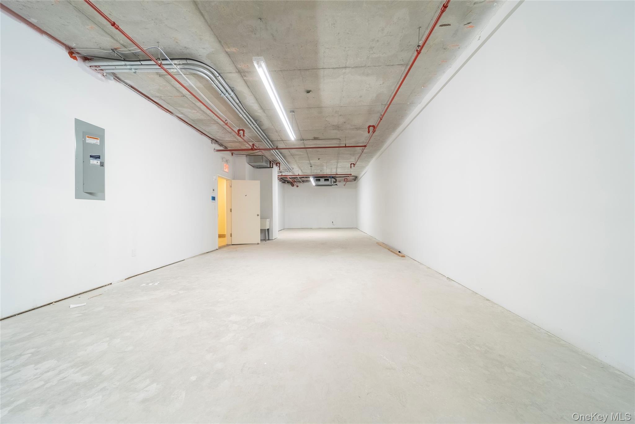 124-28 Queens Boulevard 4d Property Photo 2