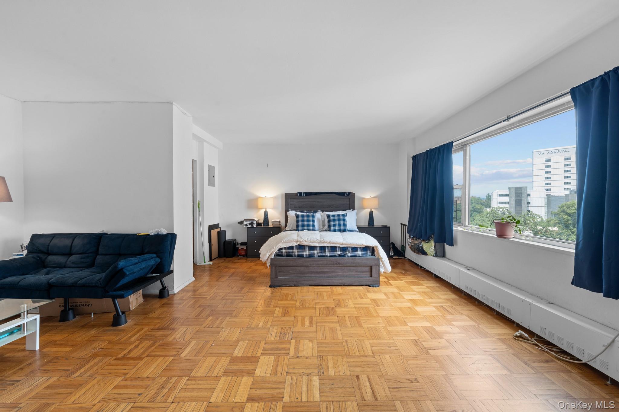 4 Fordham Hill Oval 9E Property Photo 1