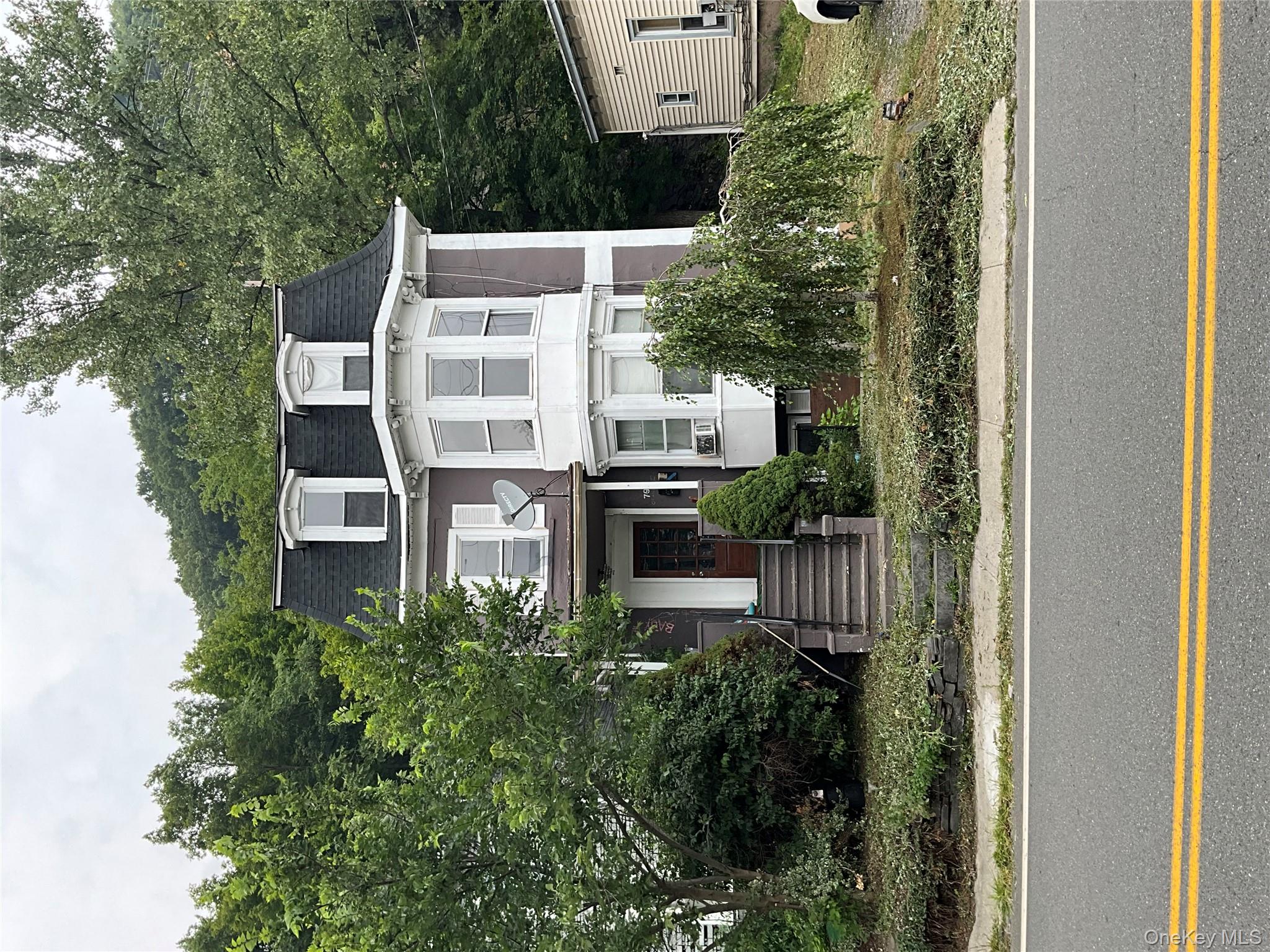 79 W Main Street Property Photo 1