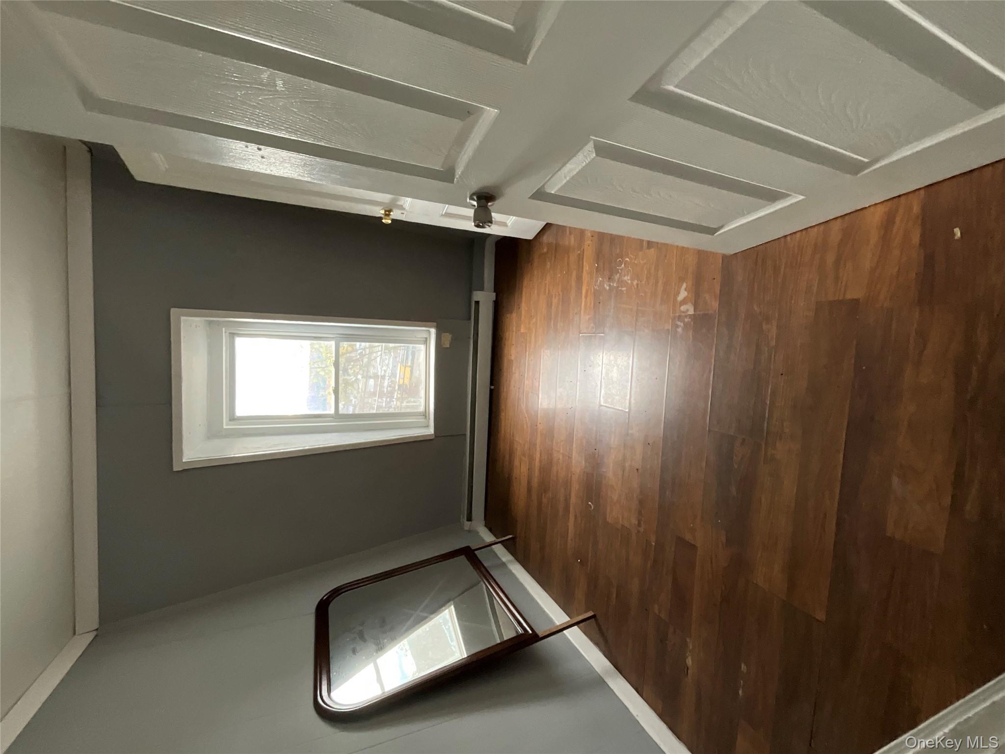 79 W Main Street Property Photo 15