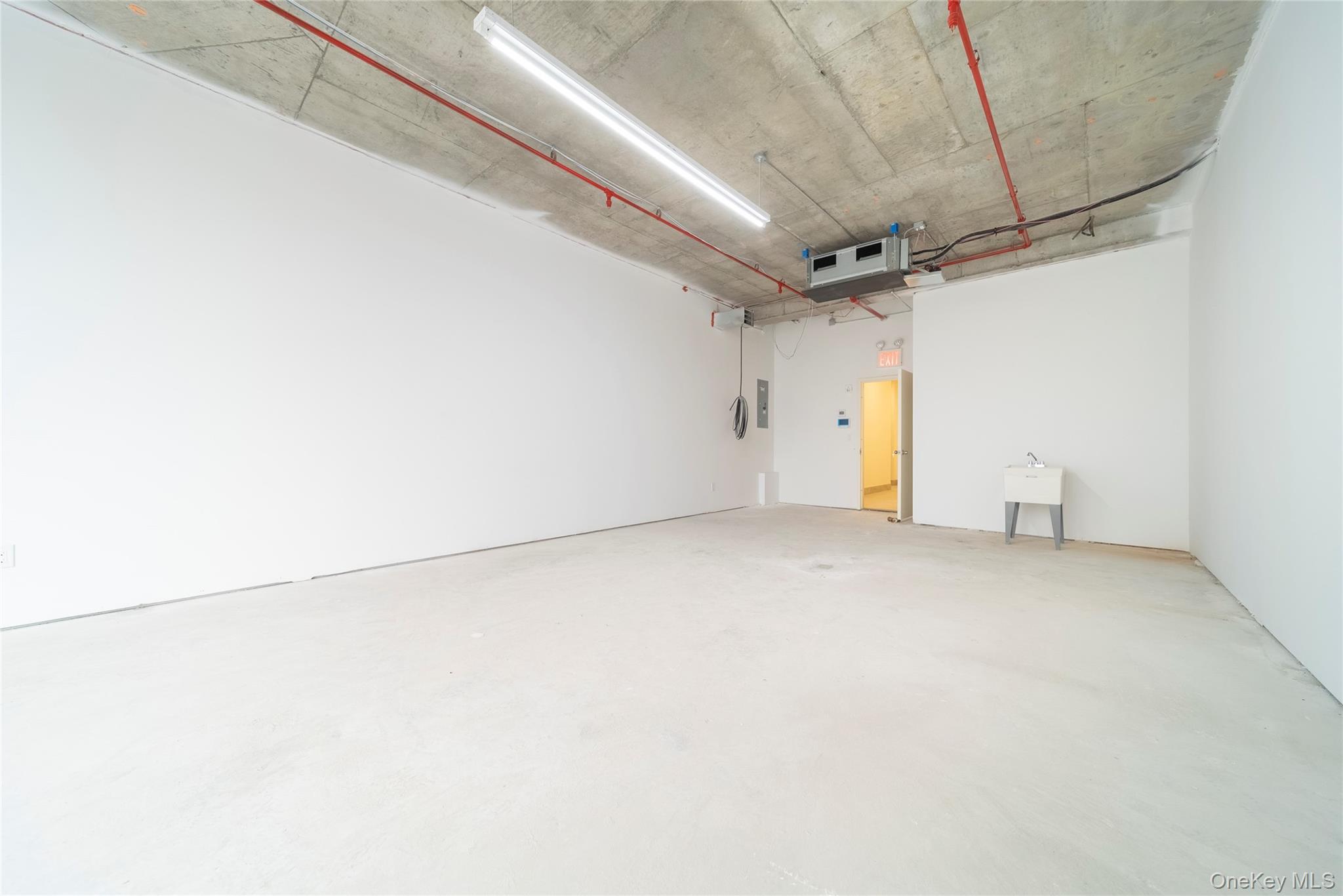 124-28 Queens Boulevard 3a Property Photo 3