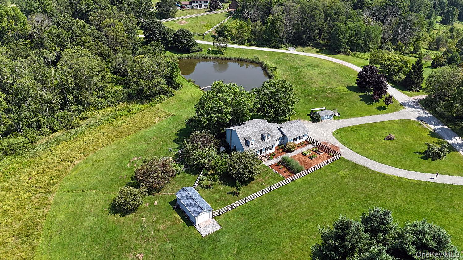 59 Delaware Drive Property Photo 4