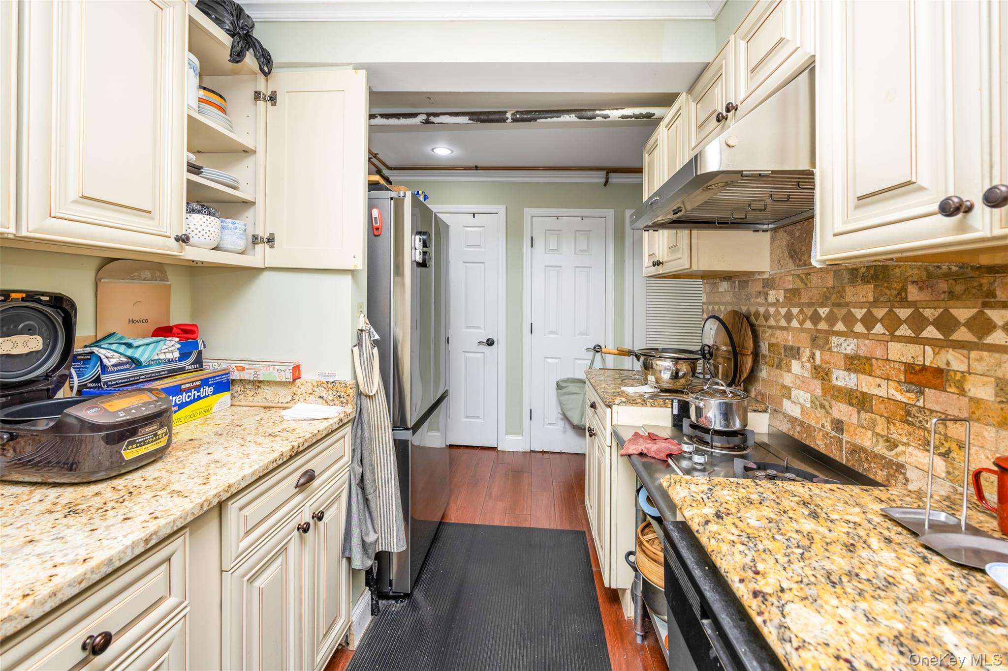 8012 165th Street Property Photo 6