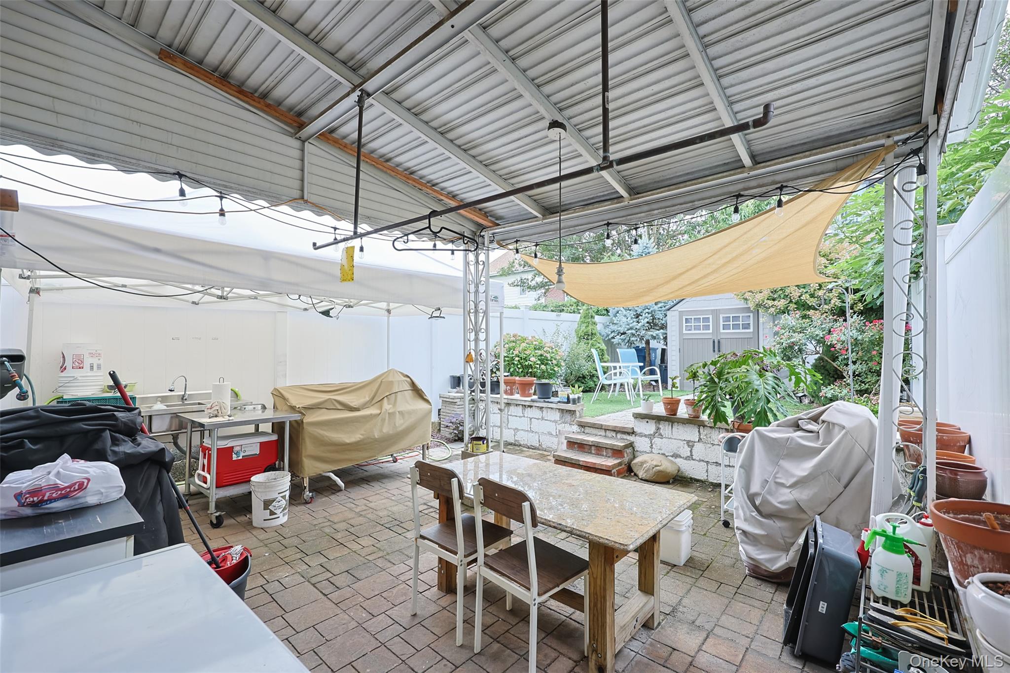 8012 165th Street Property Photo 17