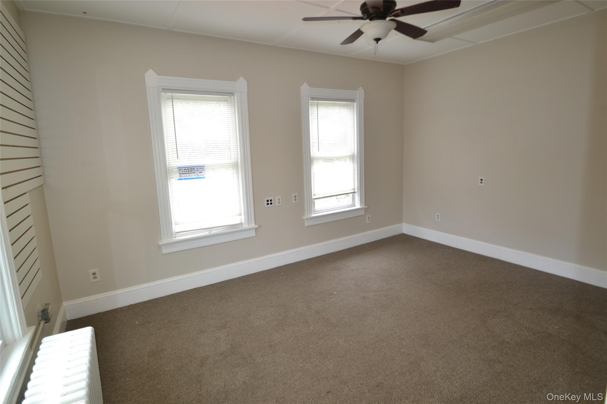 282 S Broadway Property Photo 12