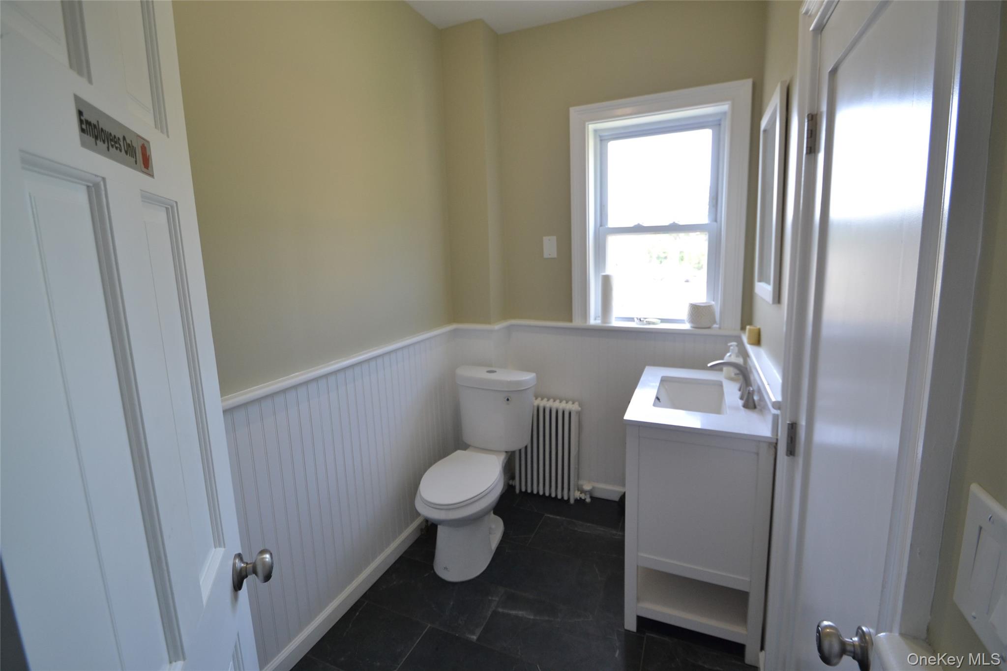 282 S Broadway Property Photo 19