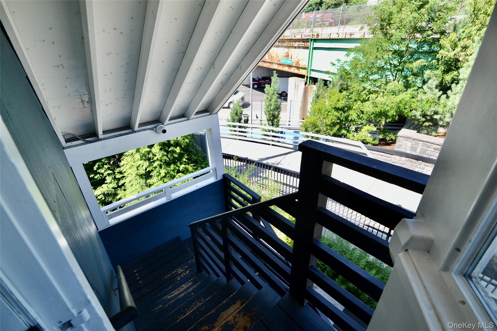 282 S Broadway Property Photo 23