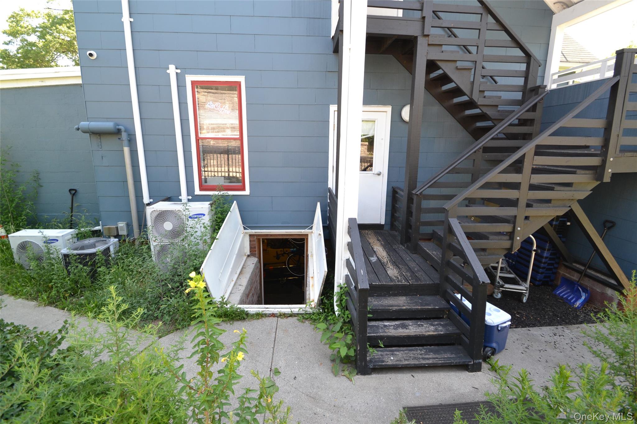 282 S Broadway Property Photo 30