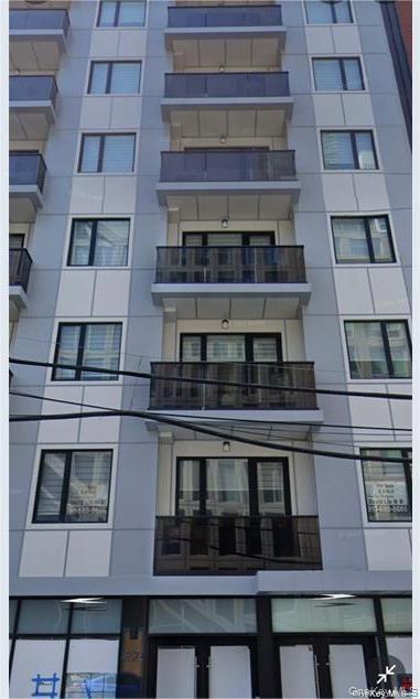 42-22 Crescent Street 8c Property Photo 1