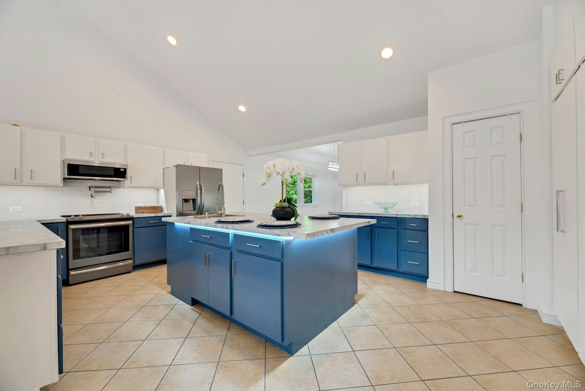 46 Sherwood Road Property Photo 9