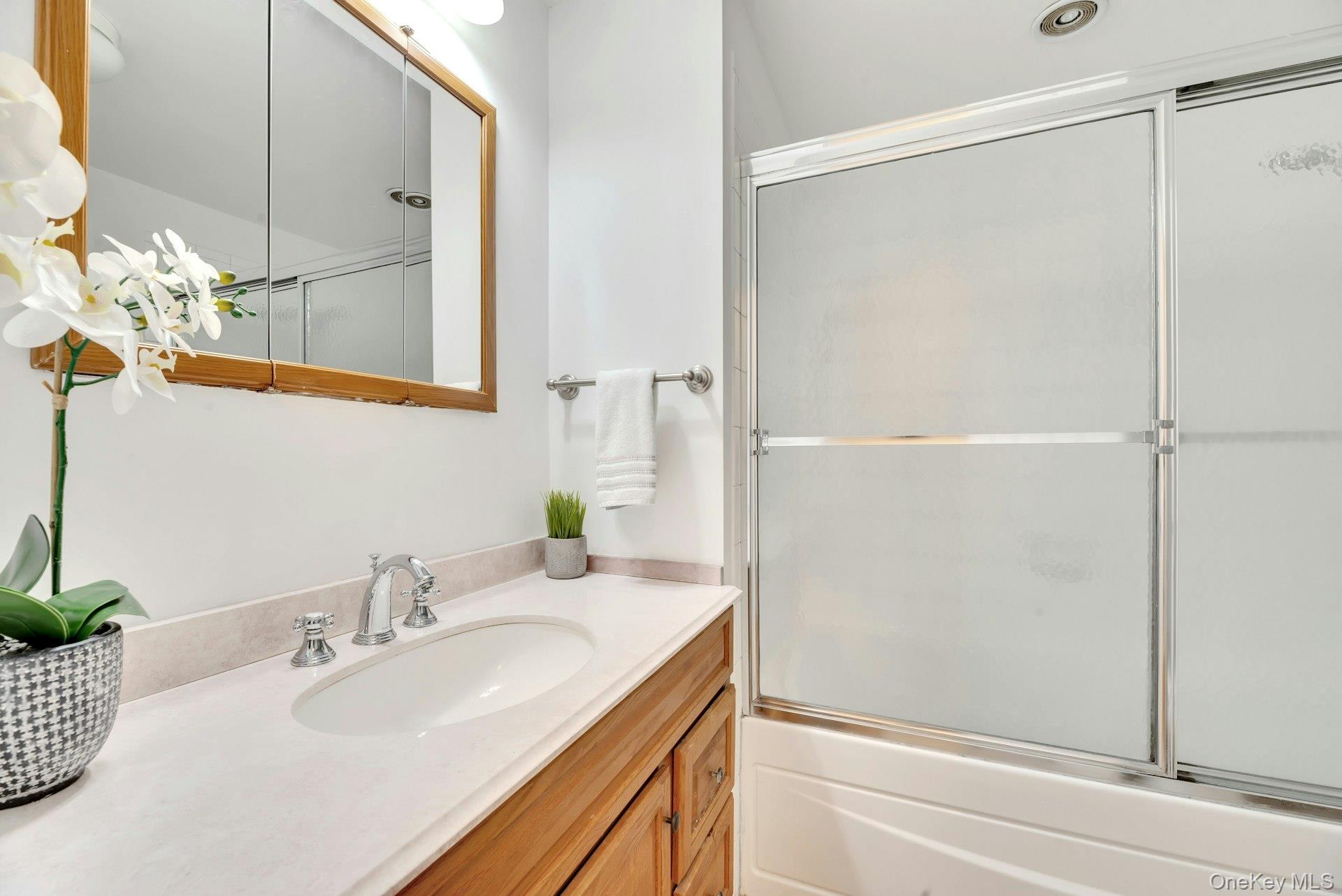 46 Sherwood Road Property Photo 22