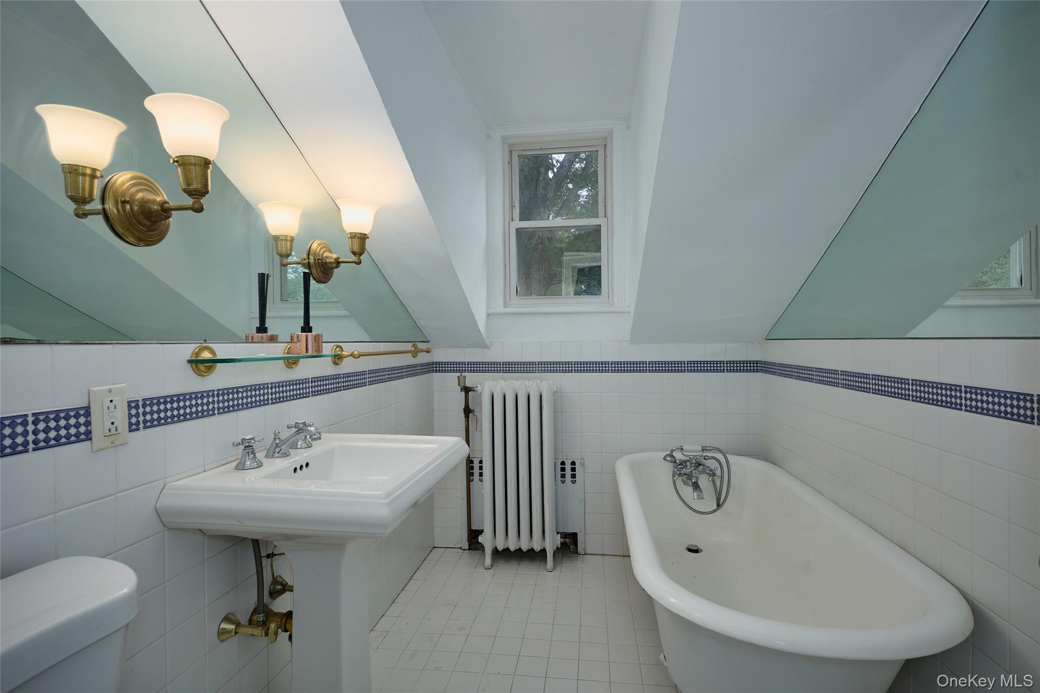 93 Circuit Road Property Photo 22