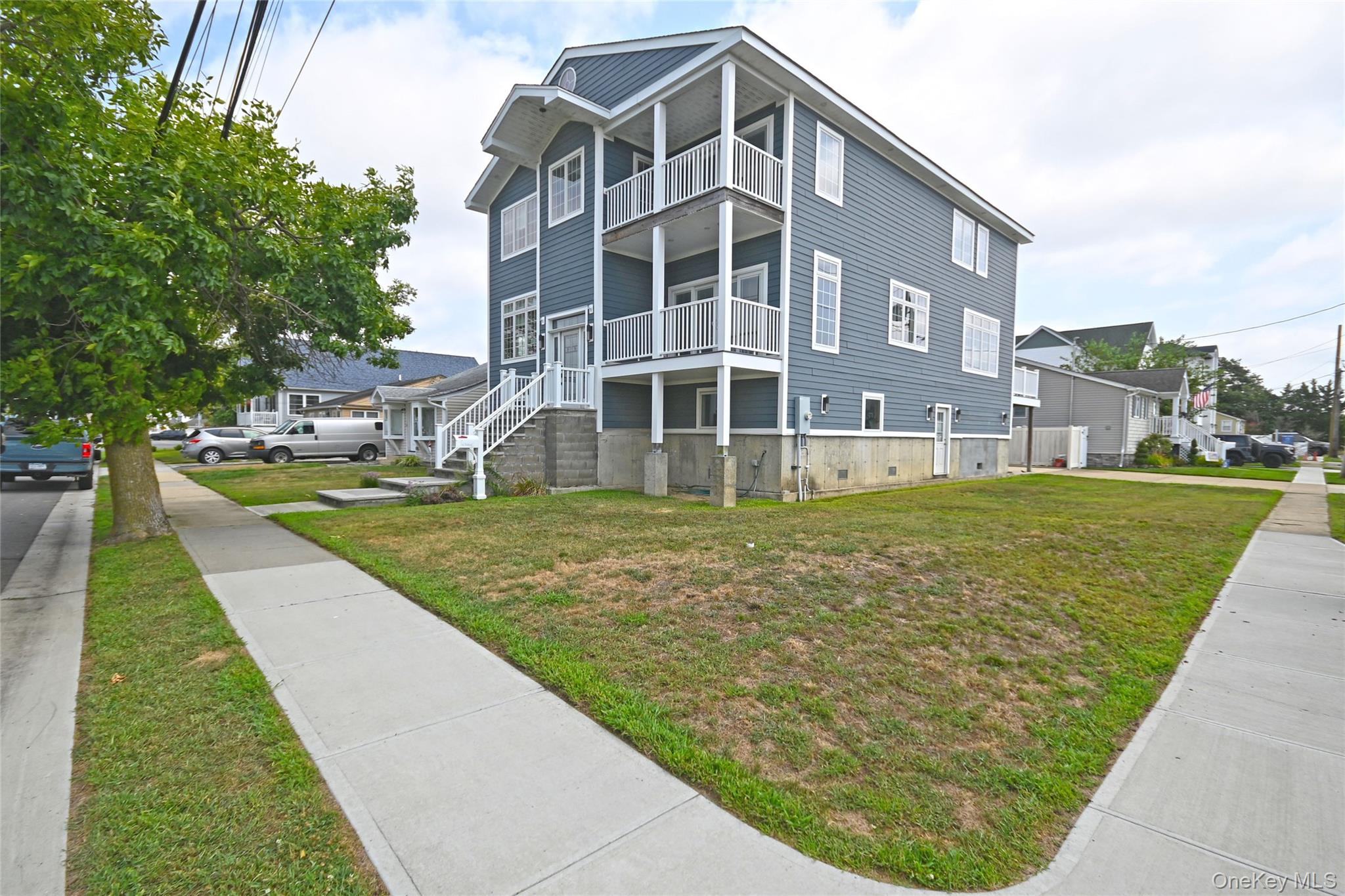 7 East Boulevard Property Photo 2