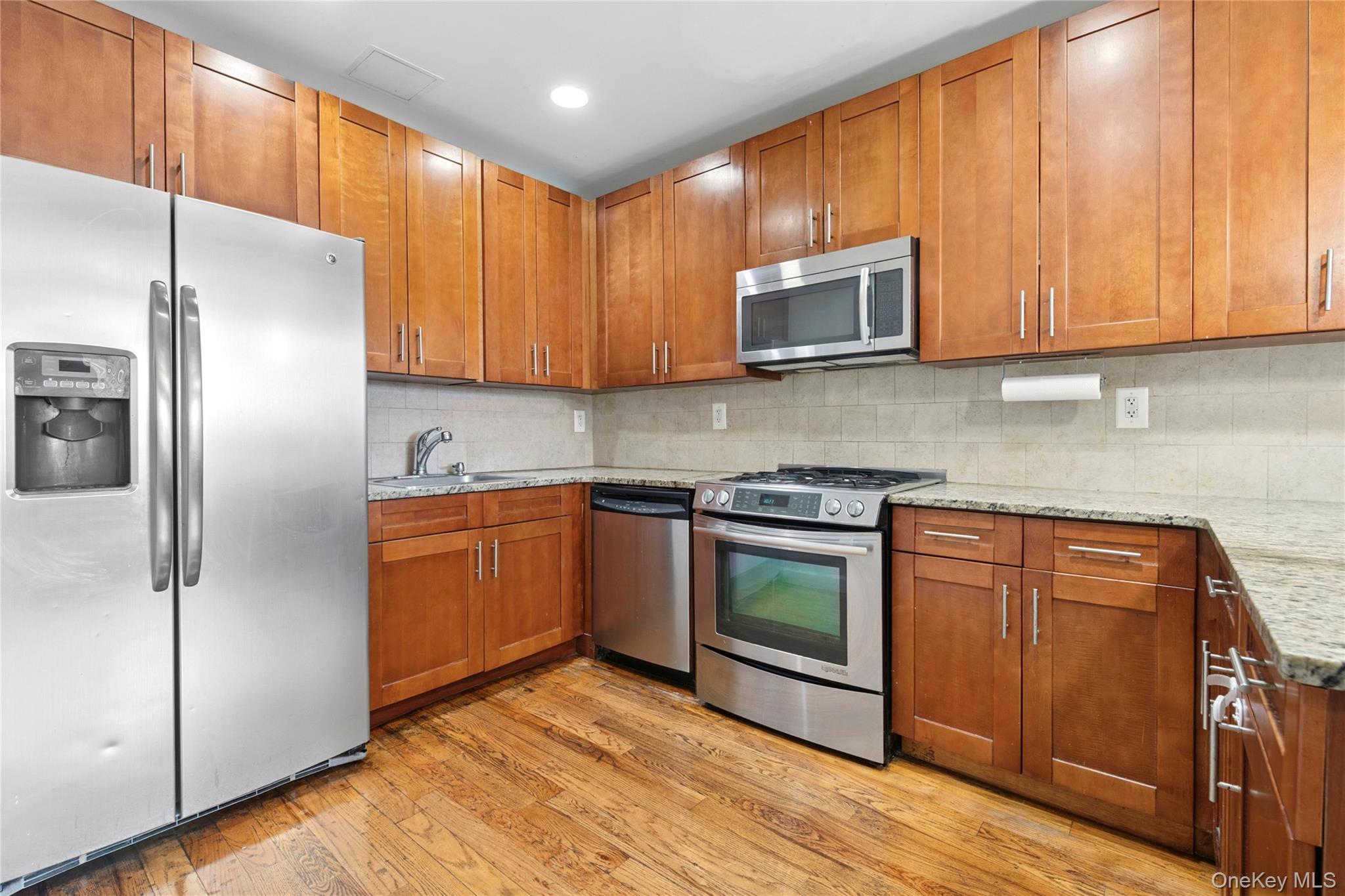 108 Odell Clark Place 5c Property Photo 3