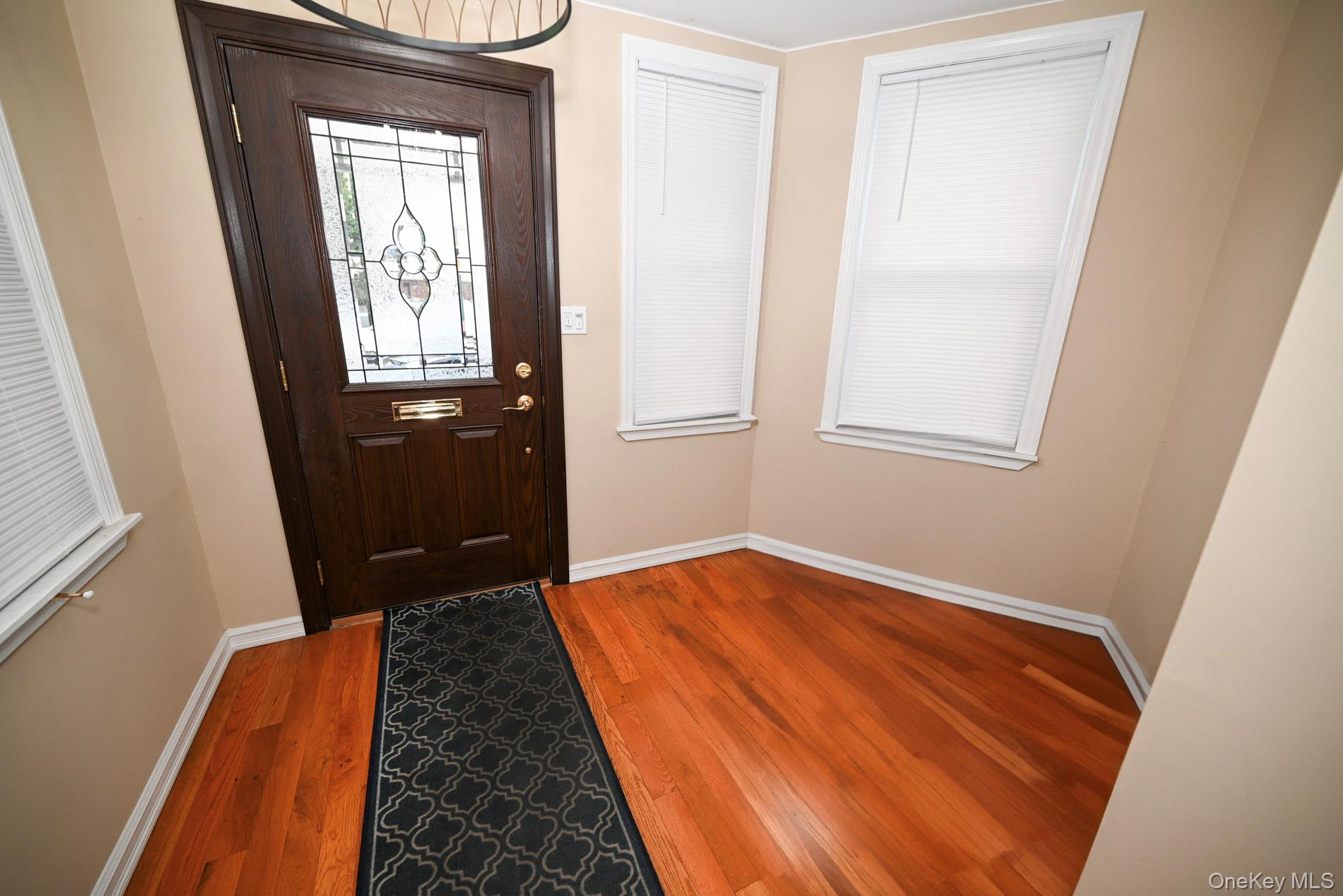 6062 Flushing Avenue Property Photo 3