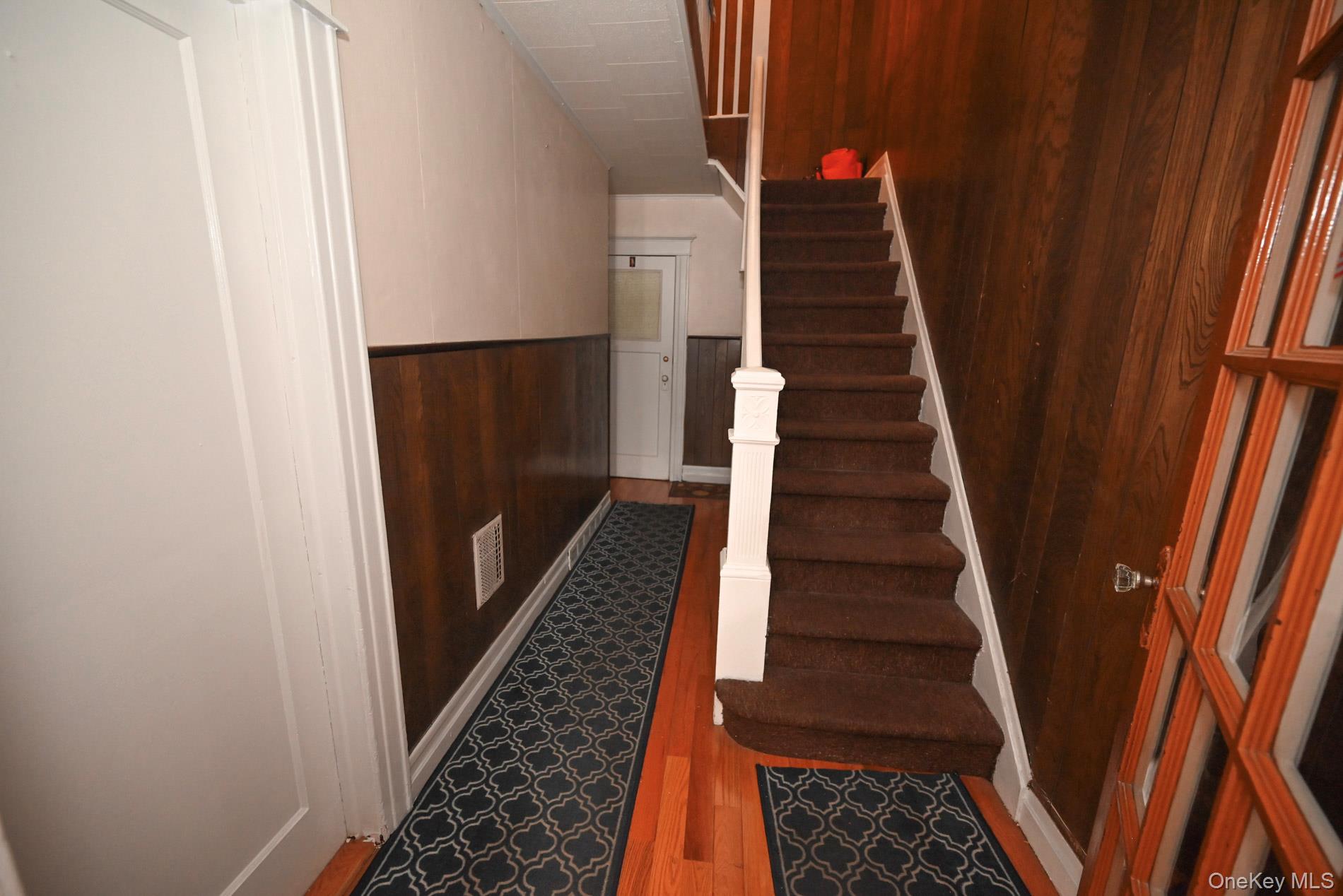 6062 Flushing Avenue Property Photo 4