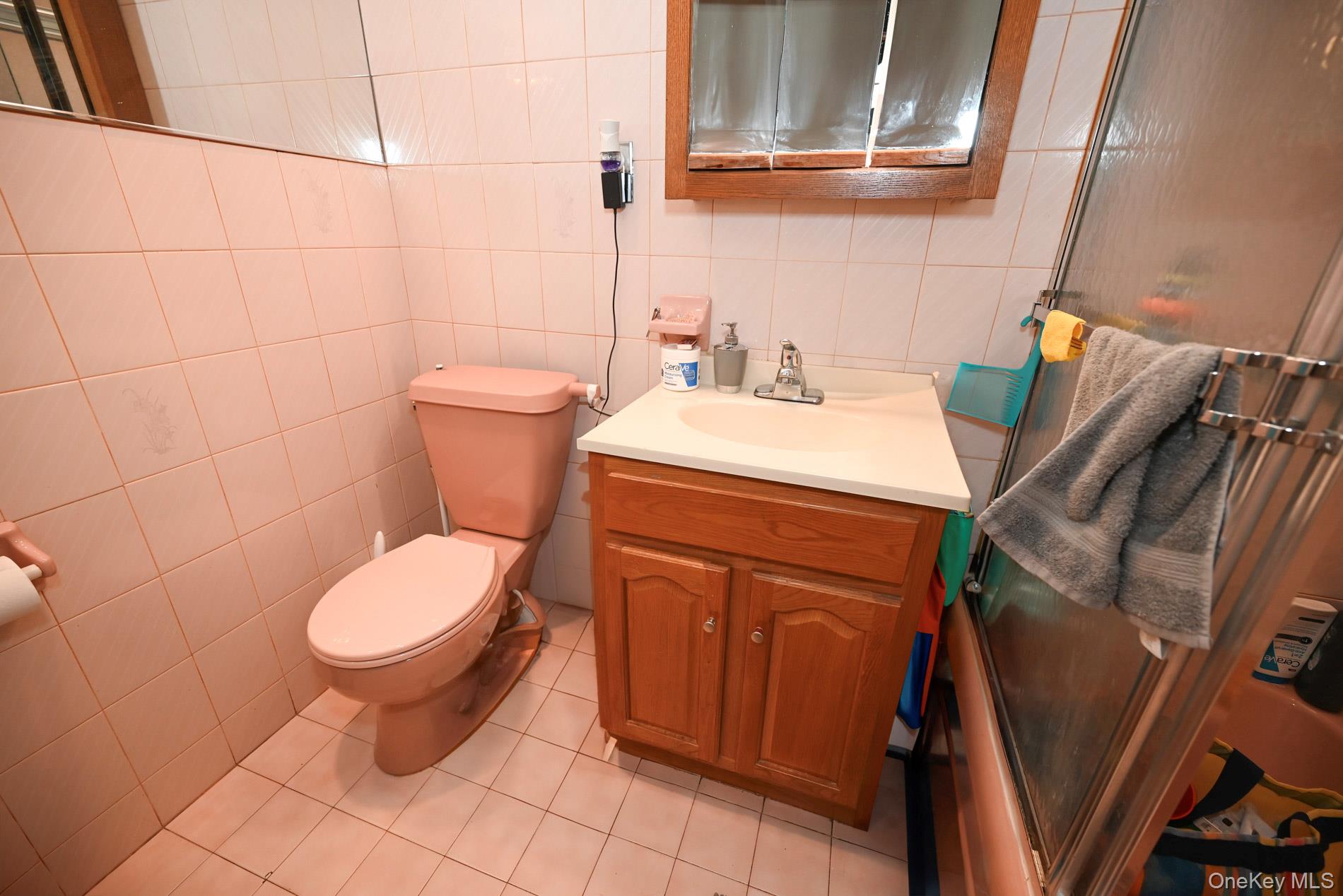 6062 Flushing Avenue Property Photo 7