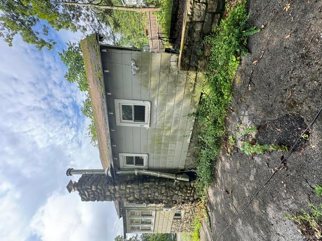157 Tanglewylde Road Property Photo 3