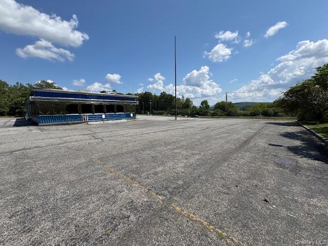 909 Union Avenue Property Photo 41
