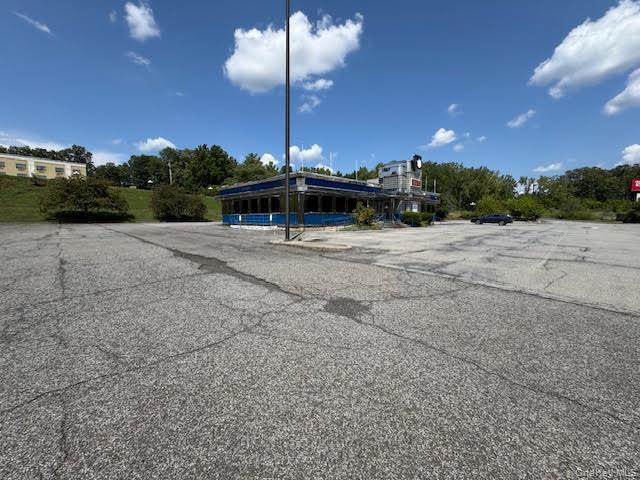 909 Union Avenue Property Photo 43