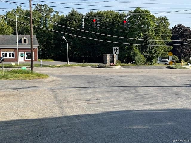 274 Route 17k Property Photo 8