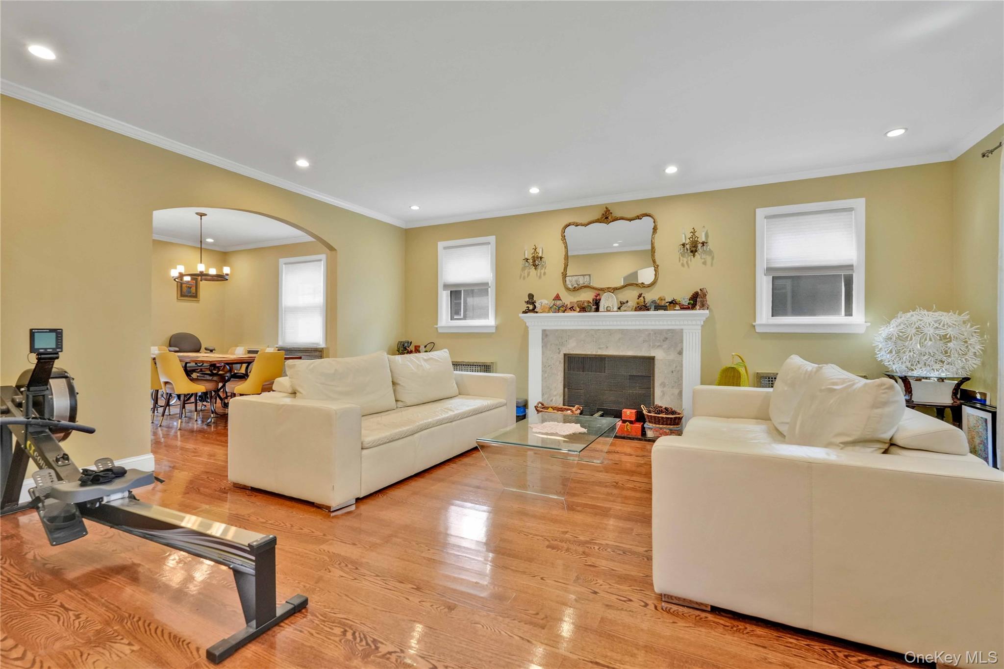 3029 143rd Street Property Photo 4