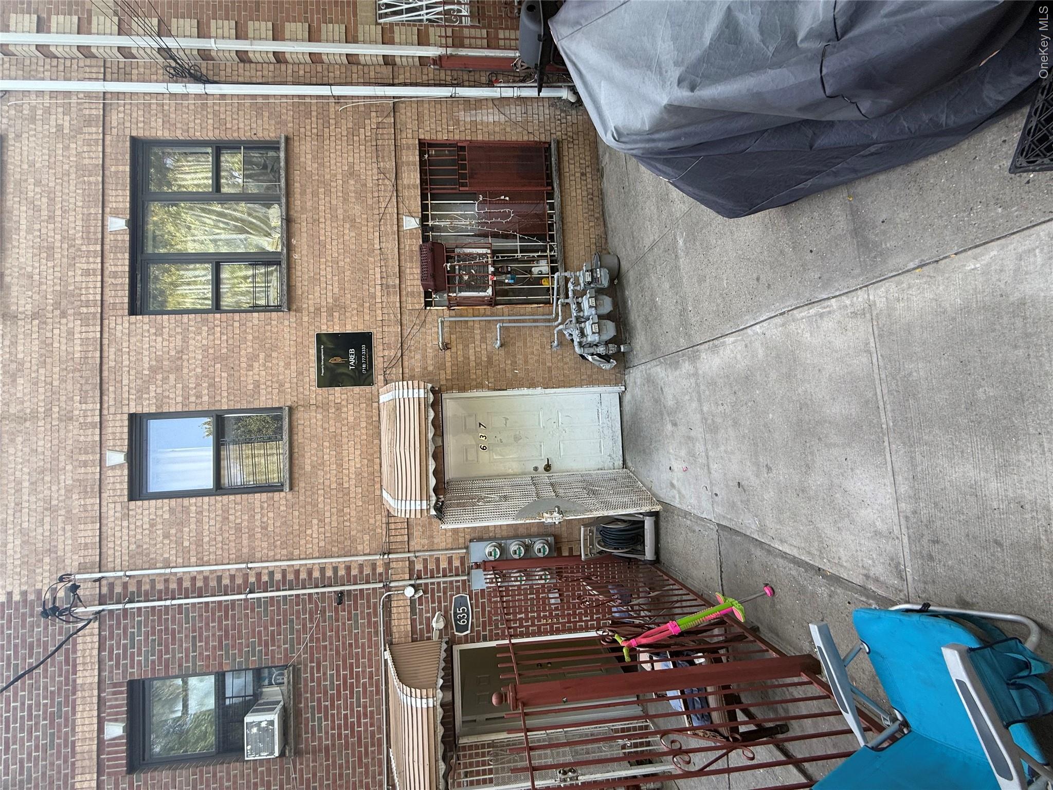 637 Barretto Street Property Photo 3