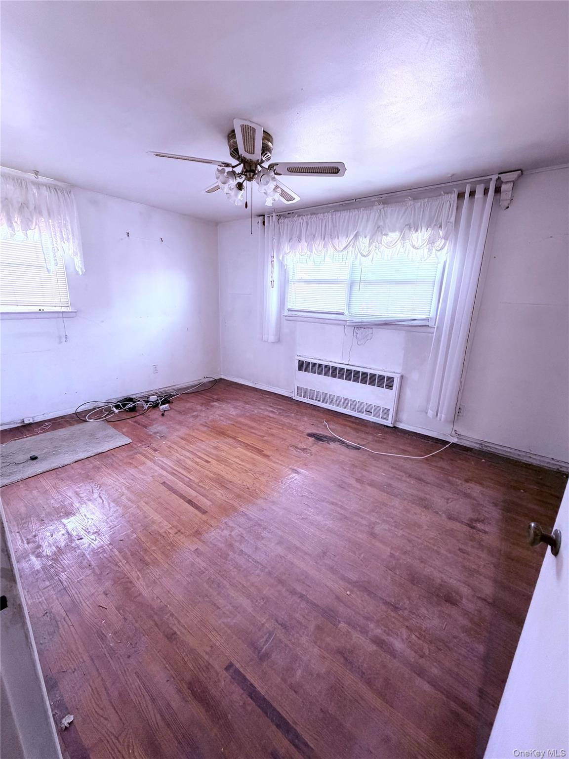 11815 Springfield Boulevard Property Photo 7